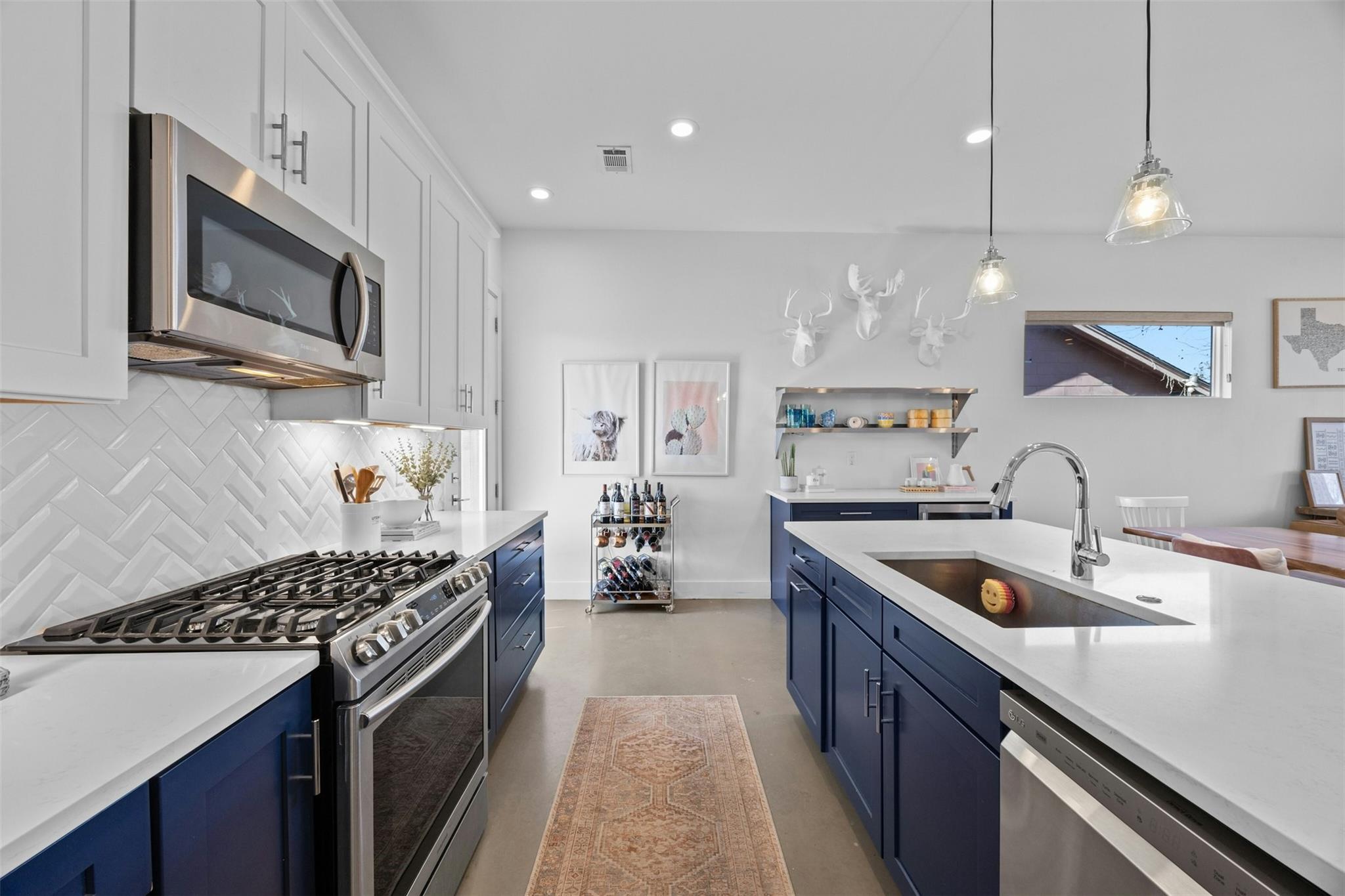 3017 E 16th St, Austin, TX 78702