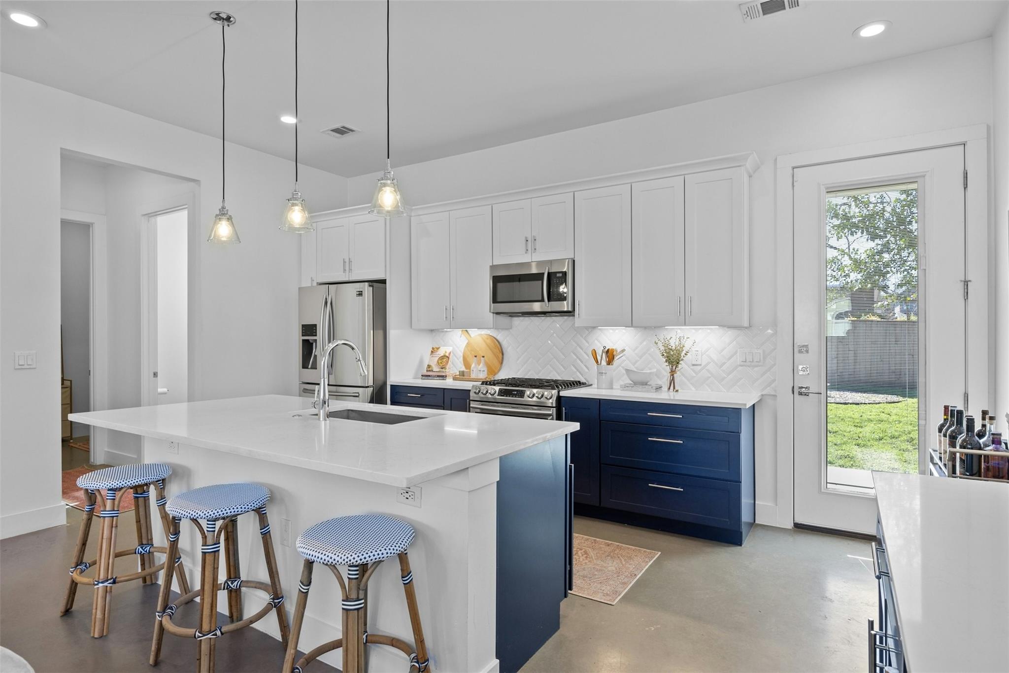 3017 E 16th St, Austin, TX 78702