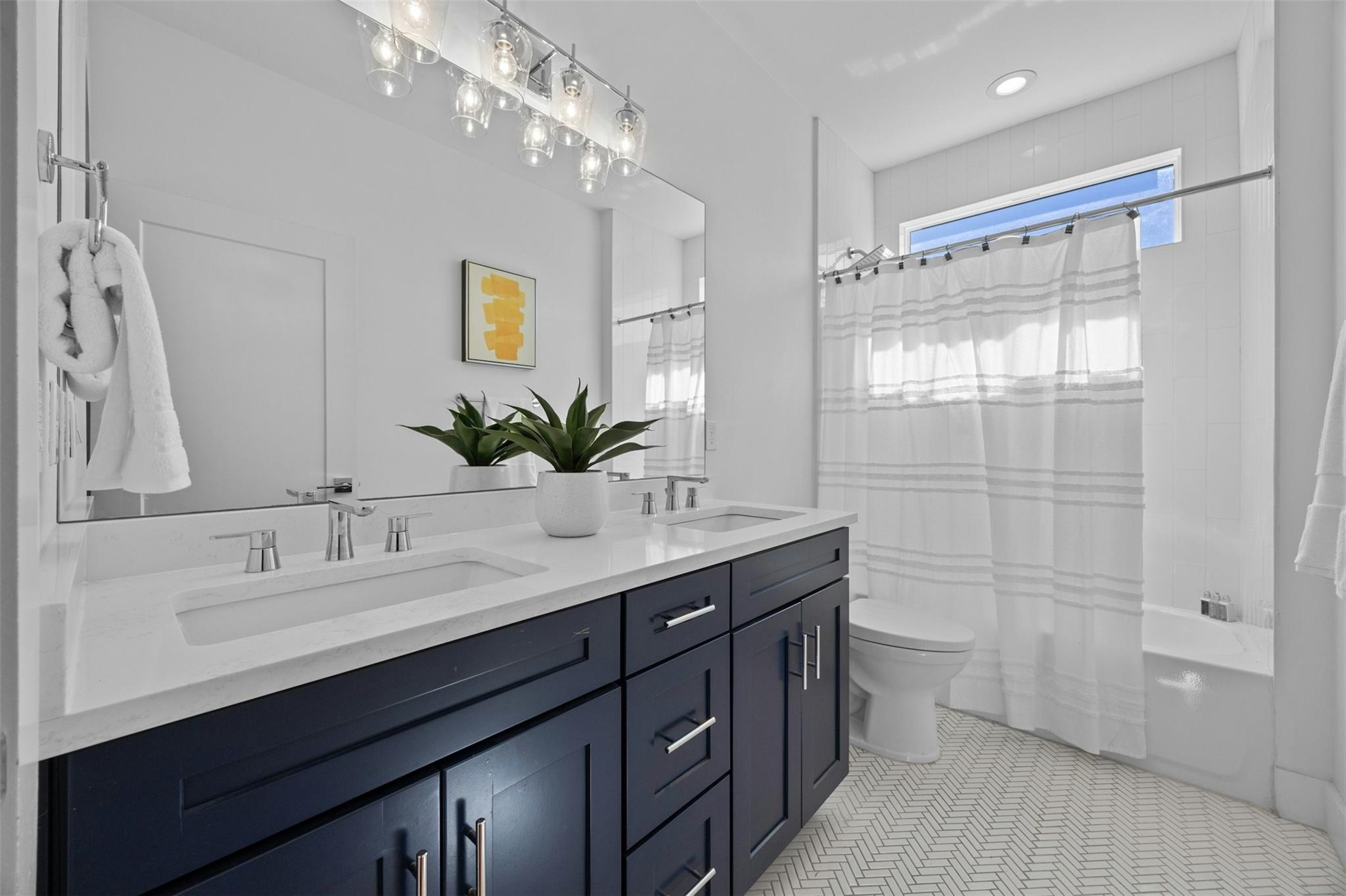 3017 E 16th St, Austin, TX 78702
