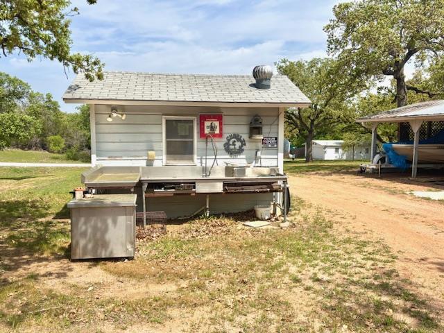 230 Beaver St, Tow, TX 78672