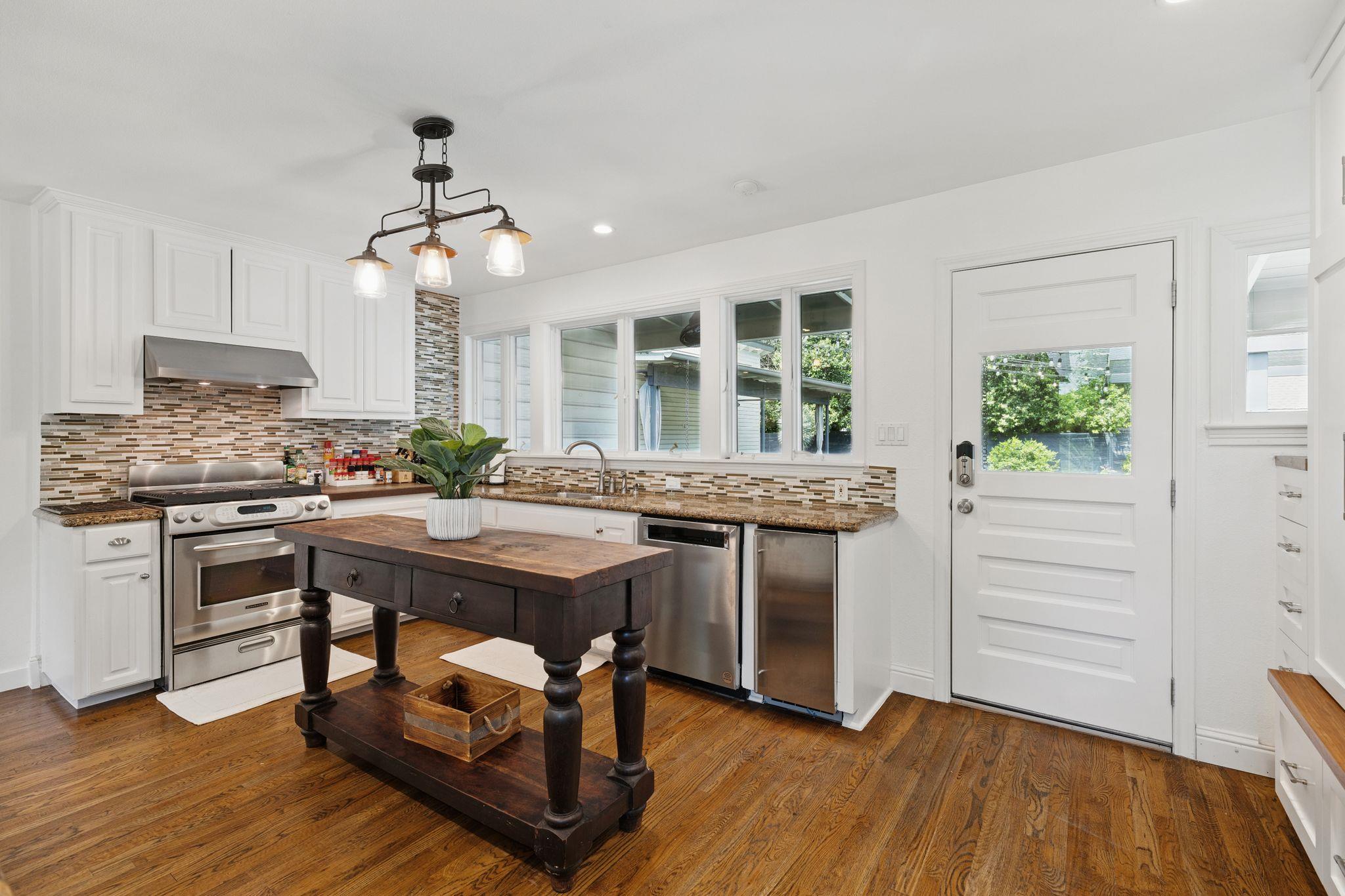 6010 Nasco Dr, Austin, TX 78757