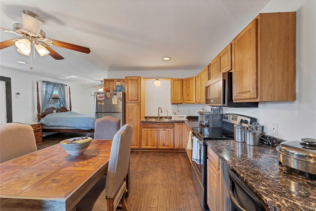 1750 Loop 165 Loop # B, Dripping Springs, TX 78620