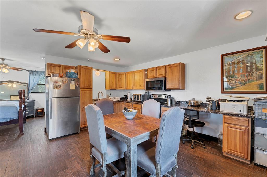 1750 Loop 165 Loop # B, Dripping Springs, TX 78620