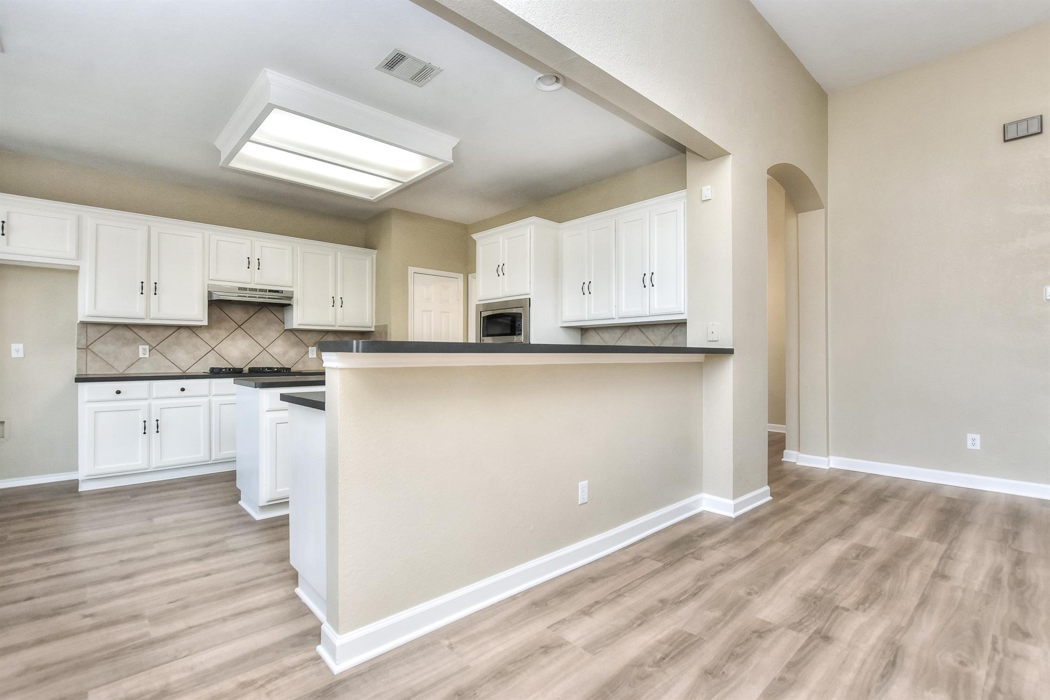 303 Gulfstream Dr, Georgetown, TX 78626