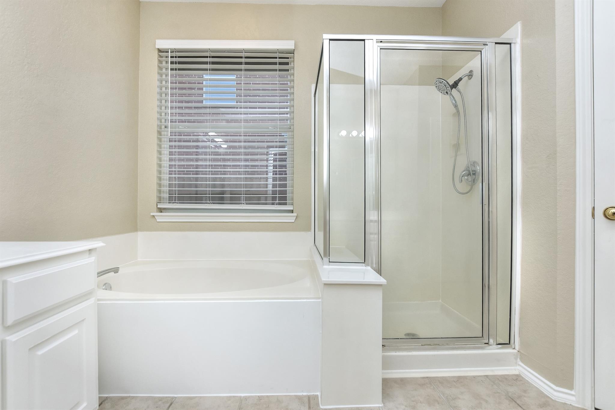 303 Gulfstream Dr, Georgetown, TX 78626