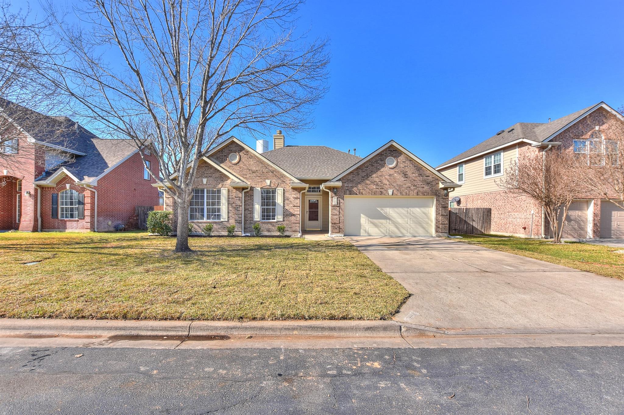 303 Gulfstream Dr, Georgetown, TX 78626