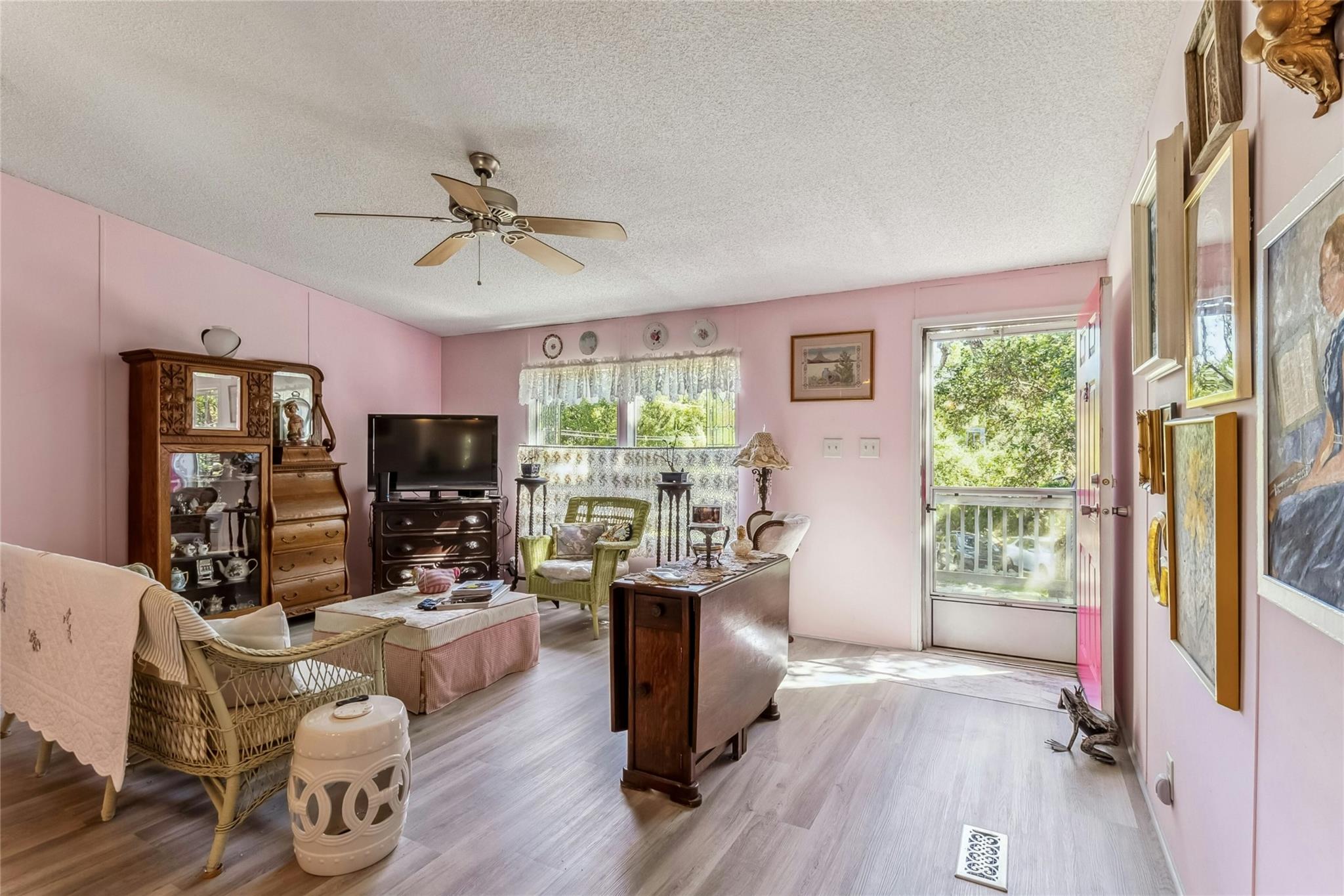 100 Cowpoke Cir, Wimberley, TX 78676