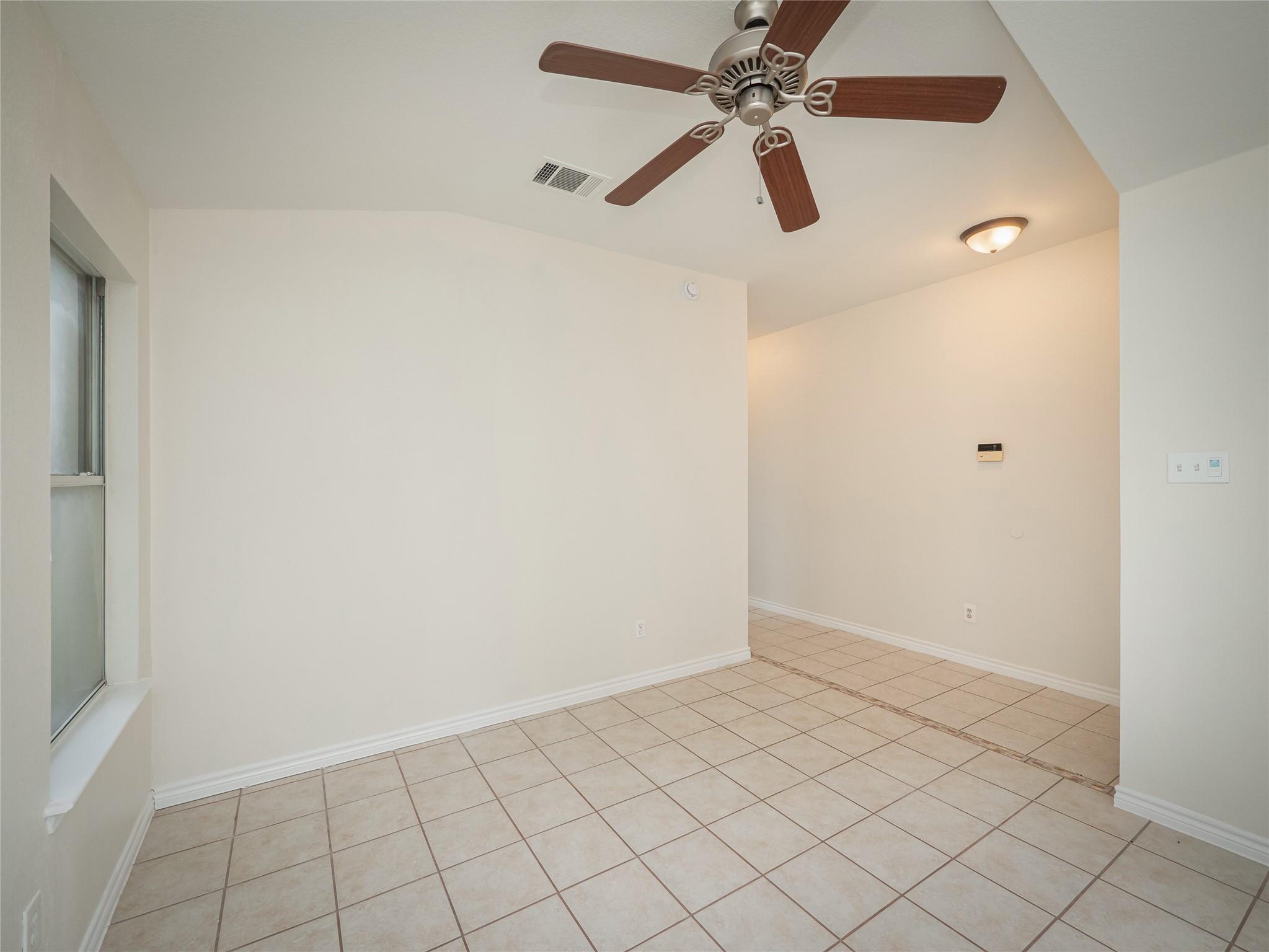 1416 Thibodeaux Dr, Round Rock, TX 78664