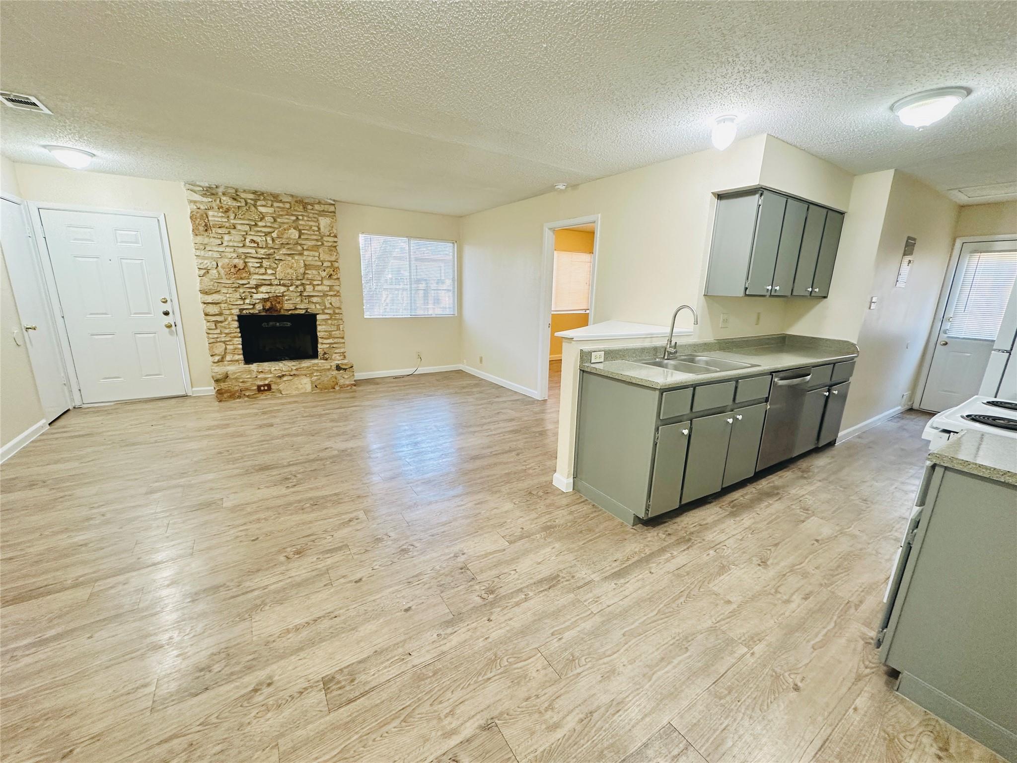 12505 Turtle Rock Rd # B, Austin, TX 78729