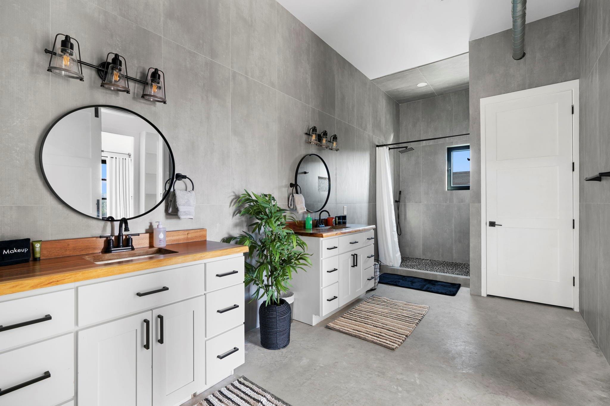 12701 Trails End Rd, Leander, TX 78641