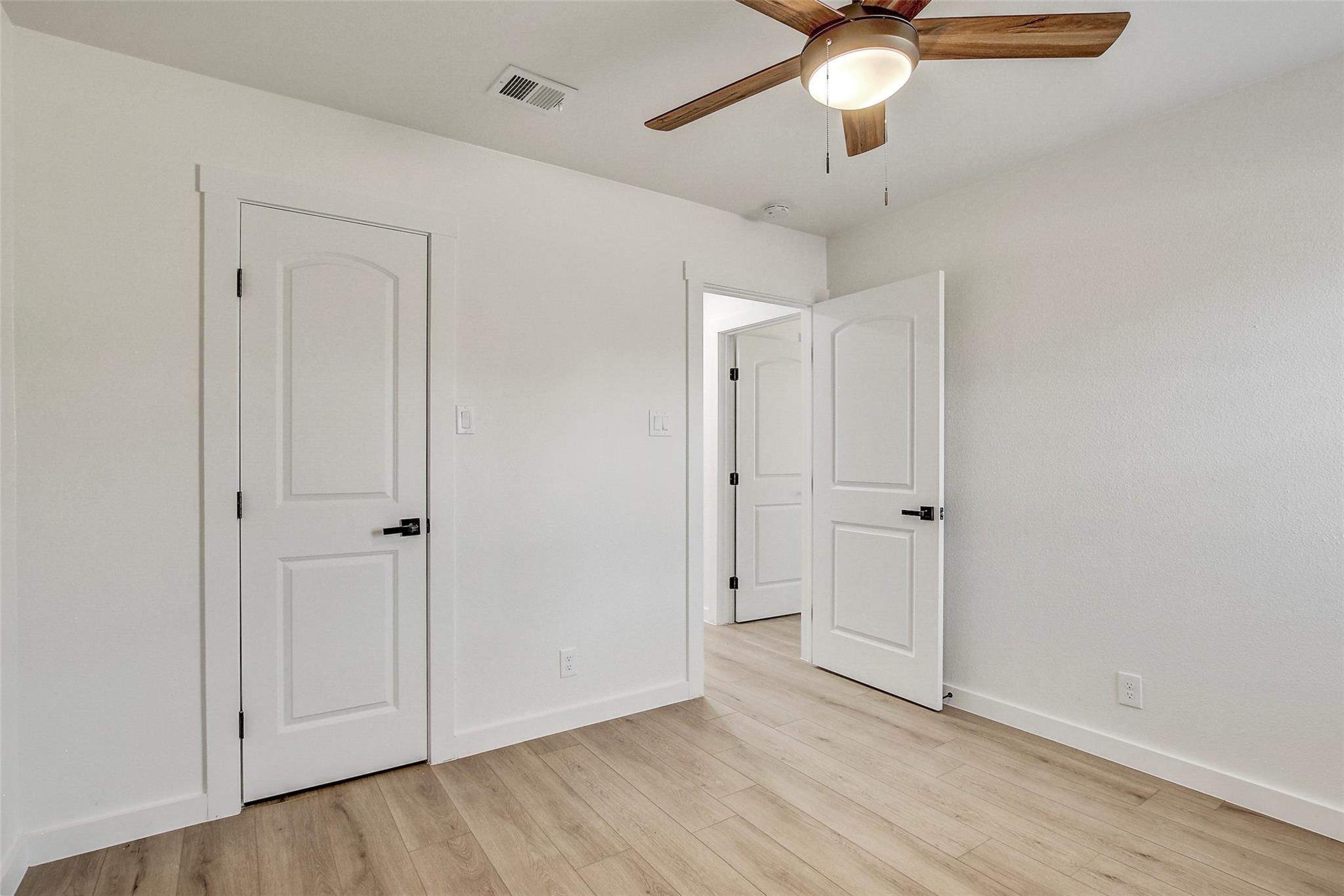 1402 Valleyridge Cir # A, Austin, TX 78704