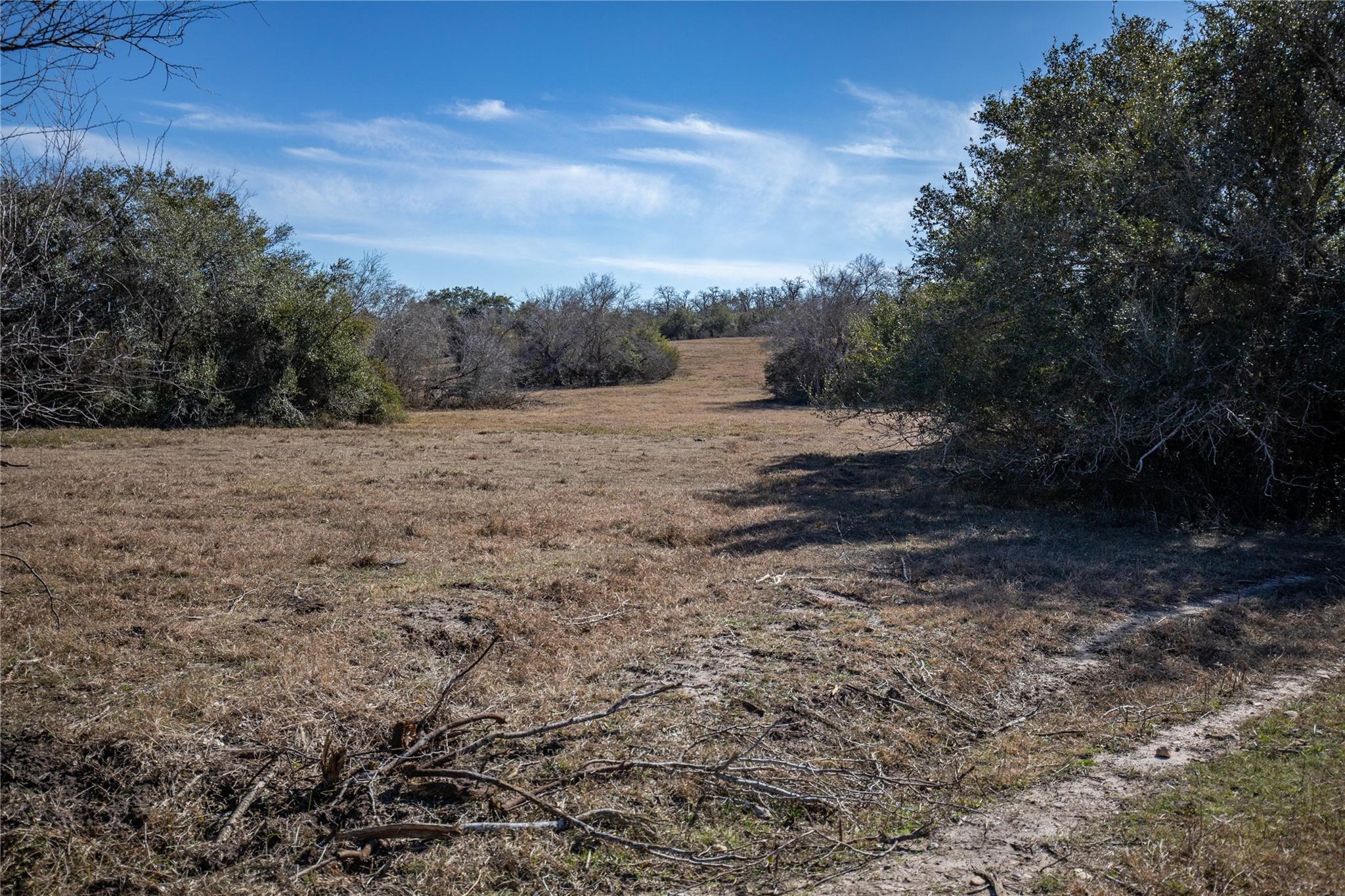 7659 US Highway 87, Cuero, TX 77954