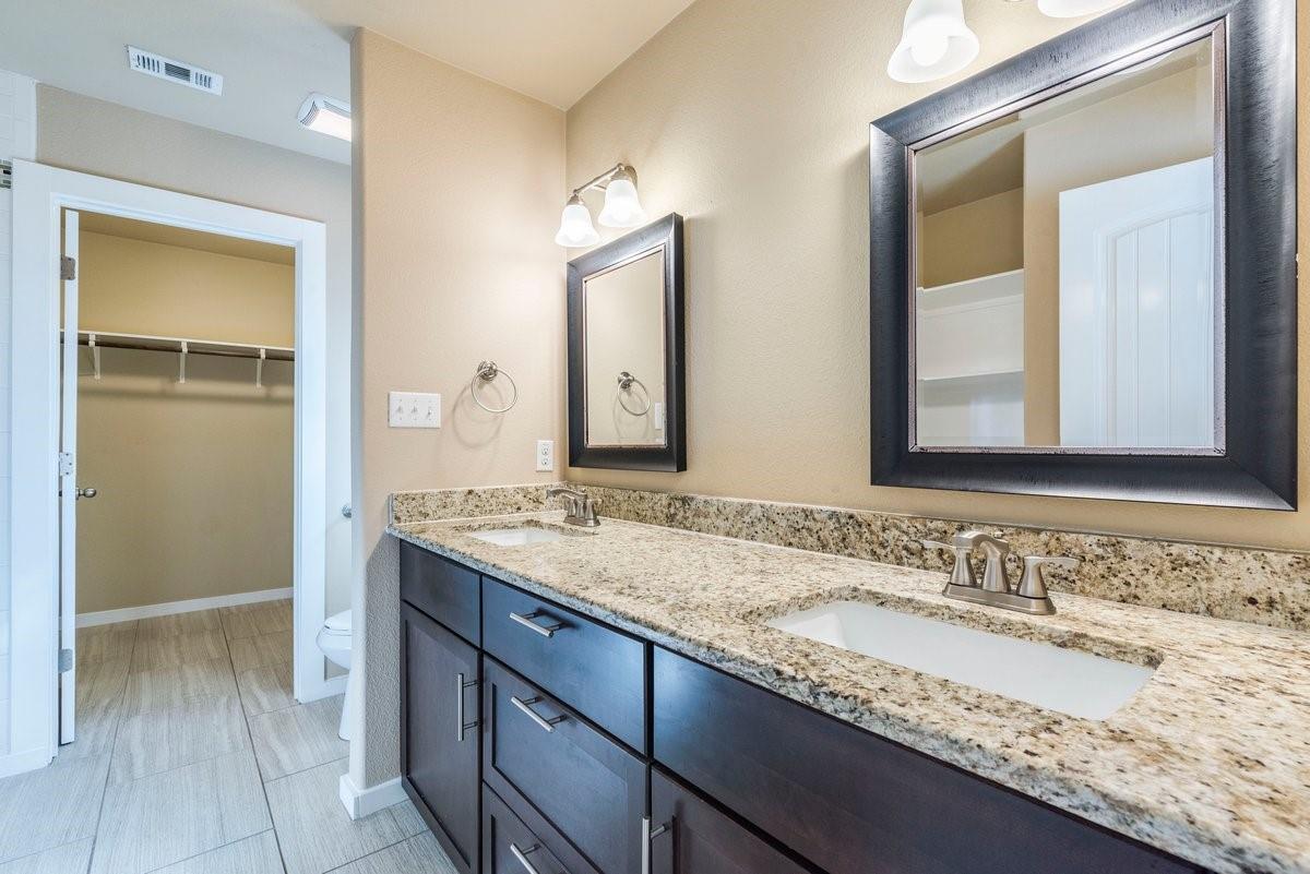 613 Pecan Ave, Round Rock, TX 78664