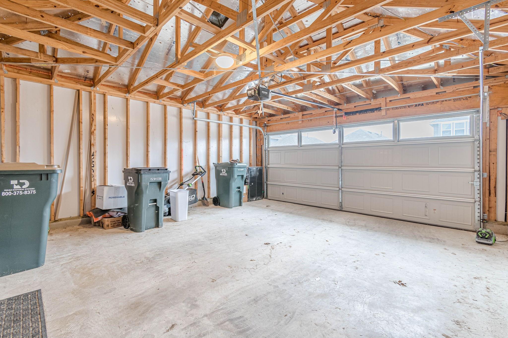 221 Duck Creek Trl, San Marcos, TX 78666