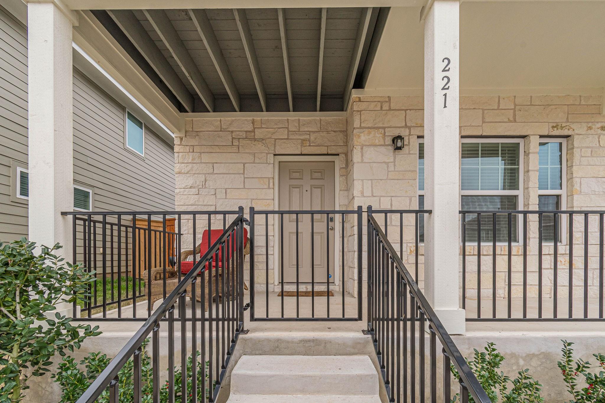 221 Duck Creek Trl, San Marcos, TX 78666
