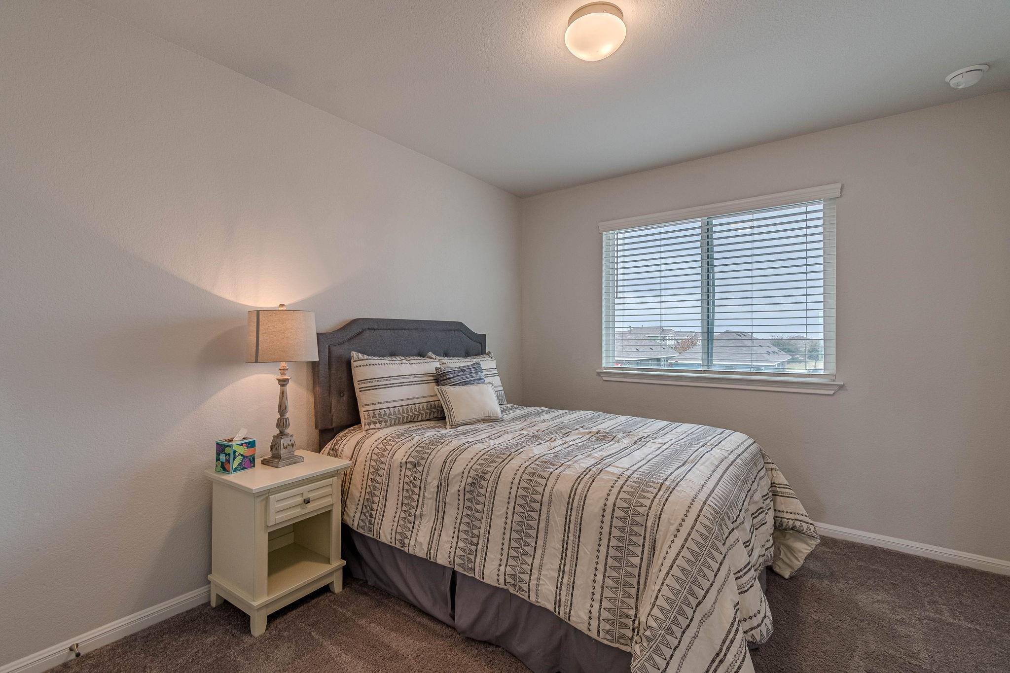 221 Duck Creek Trl, San Marcos, TX 78666