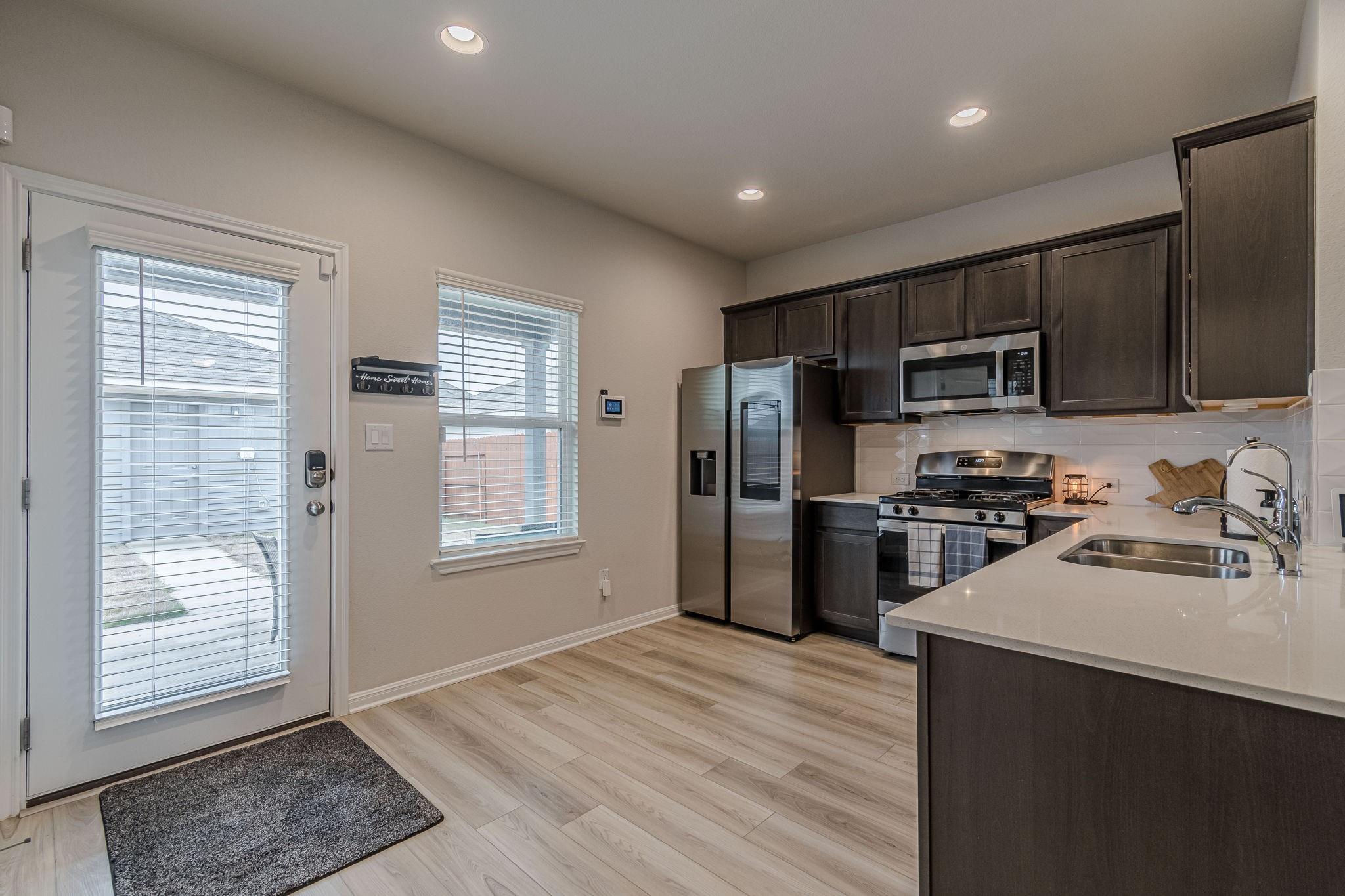 221 Duck Creek Trl, San Marcos, TX 78666