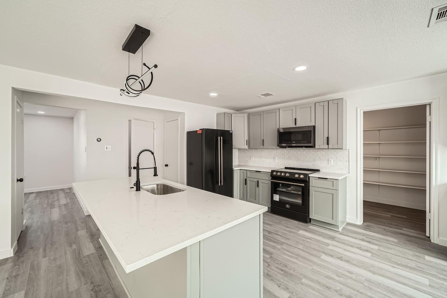 2604 Andres Way, Round Rock, TX 78664