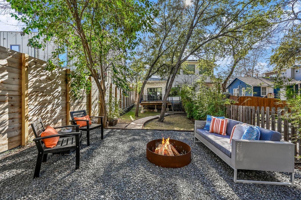 400 W Monroe St # B, Austin, TX 78704
