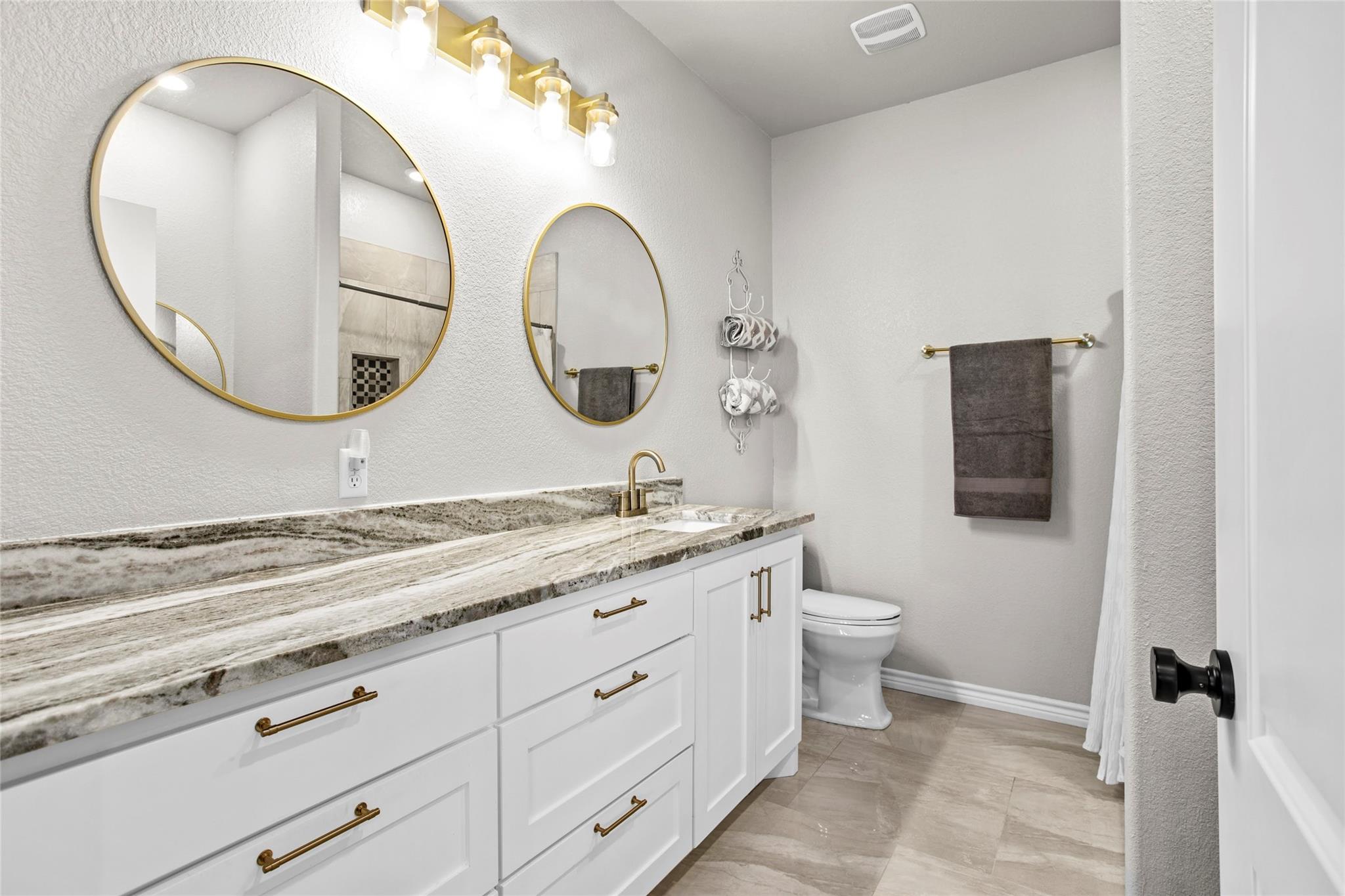 1115 Private Road 8022, Lincoln, TX 78948