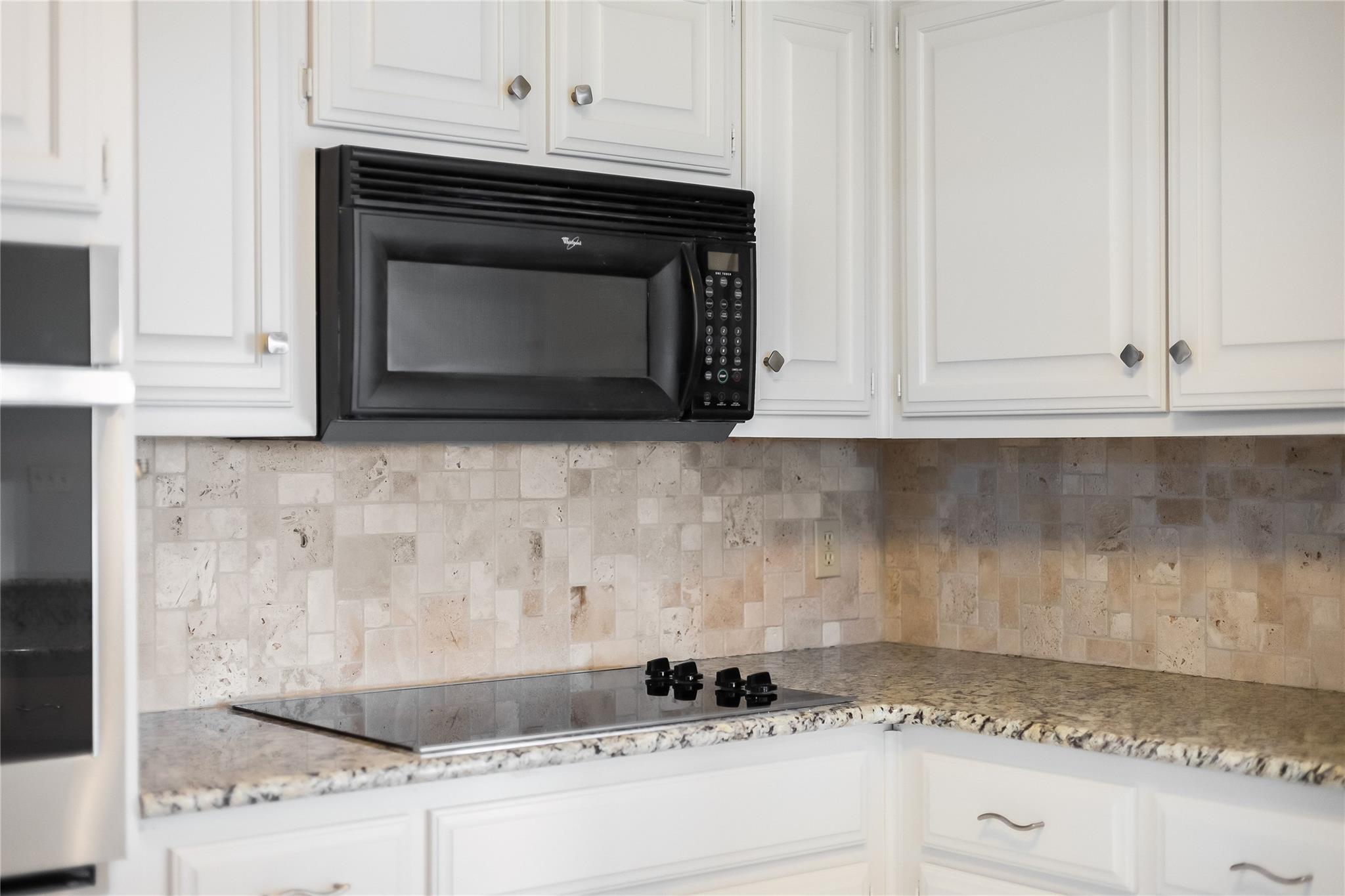 21407 High Dr, Lago Vista, TX 78645