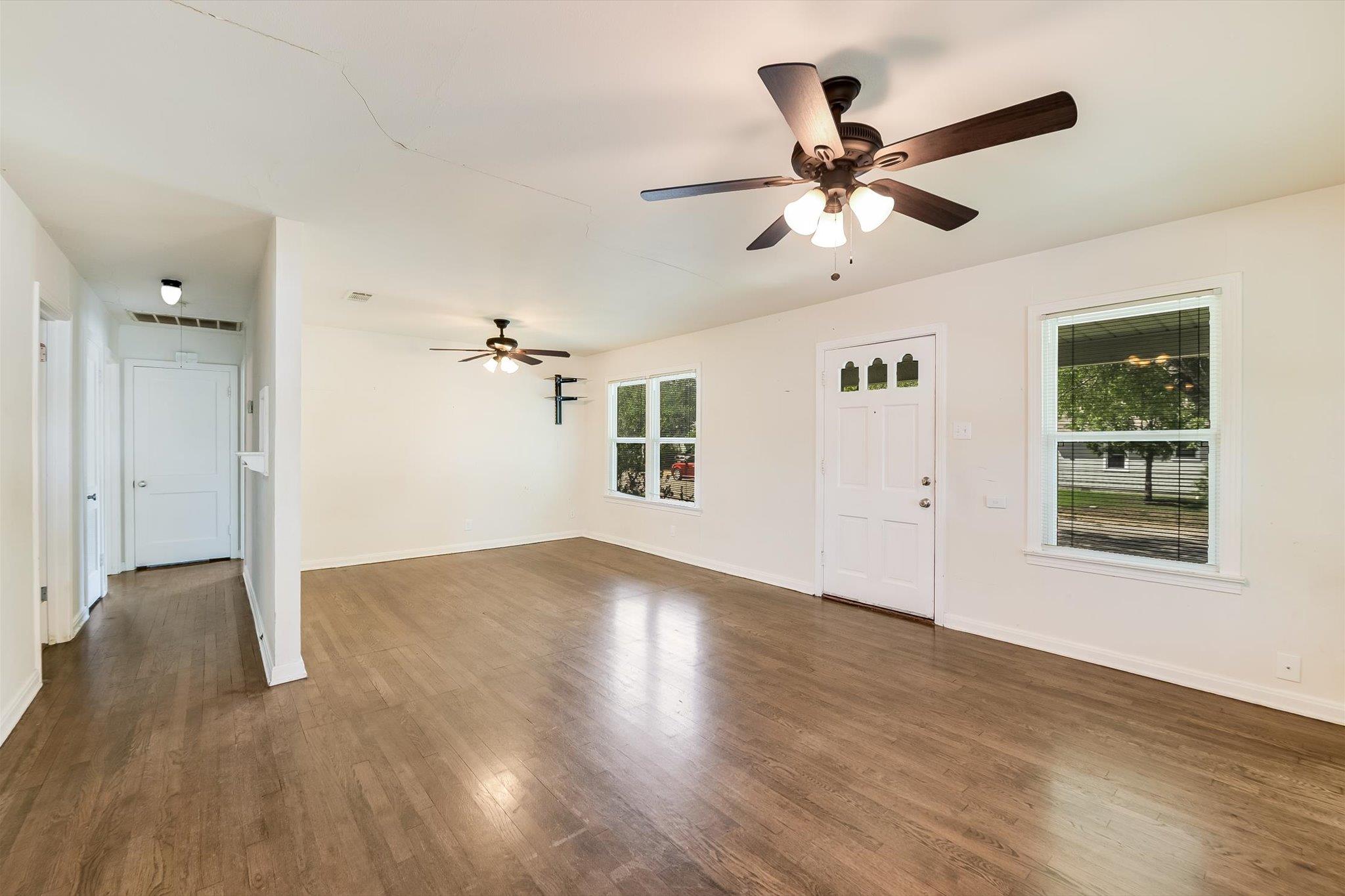 212 W 55th St, Austin, TX 78751