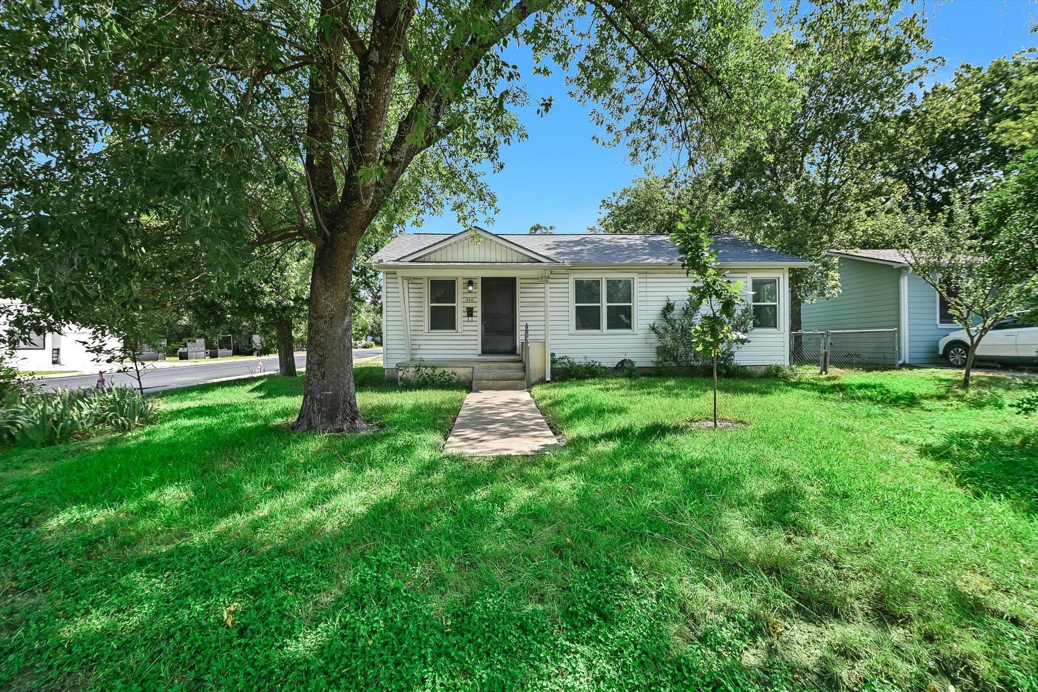 212 W 55th St, Austin, TX 78751