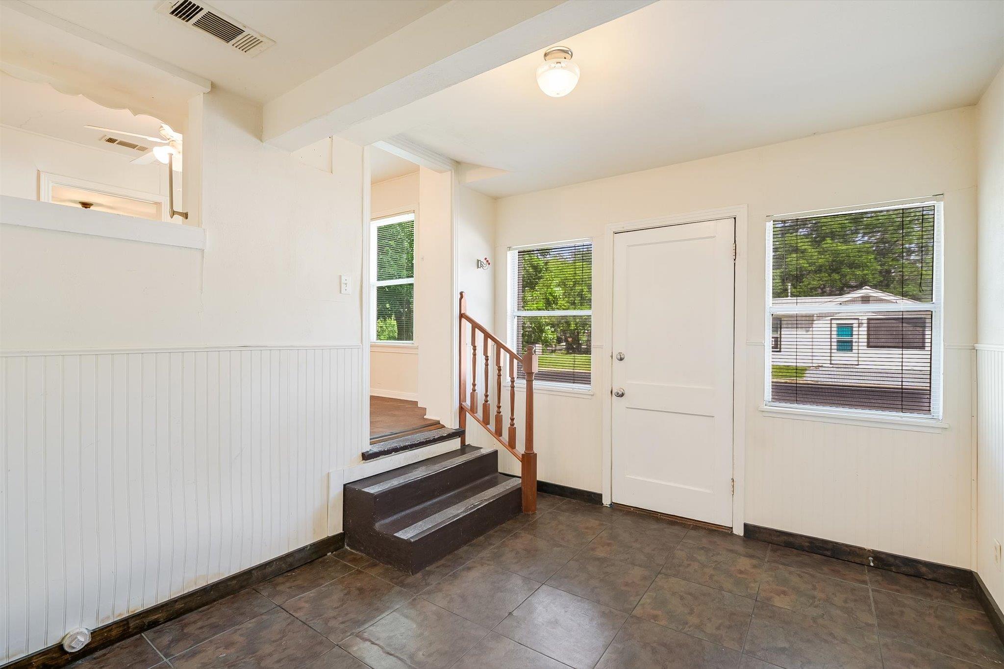 212 W 55th St, Austin, TX 78751