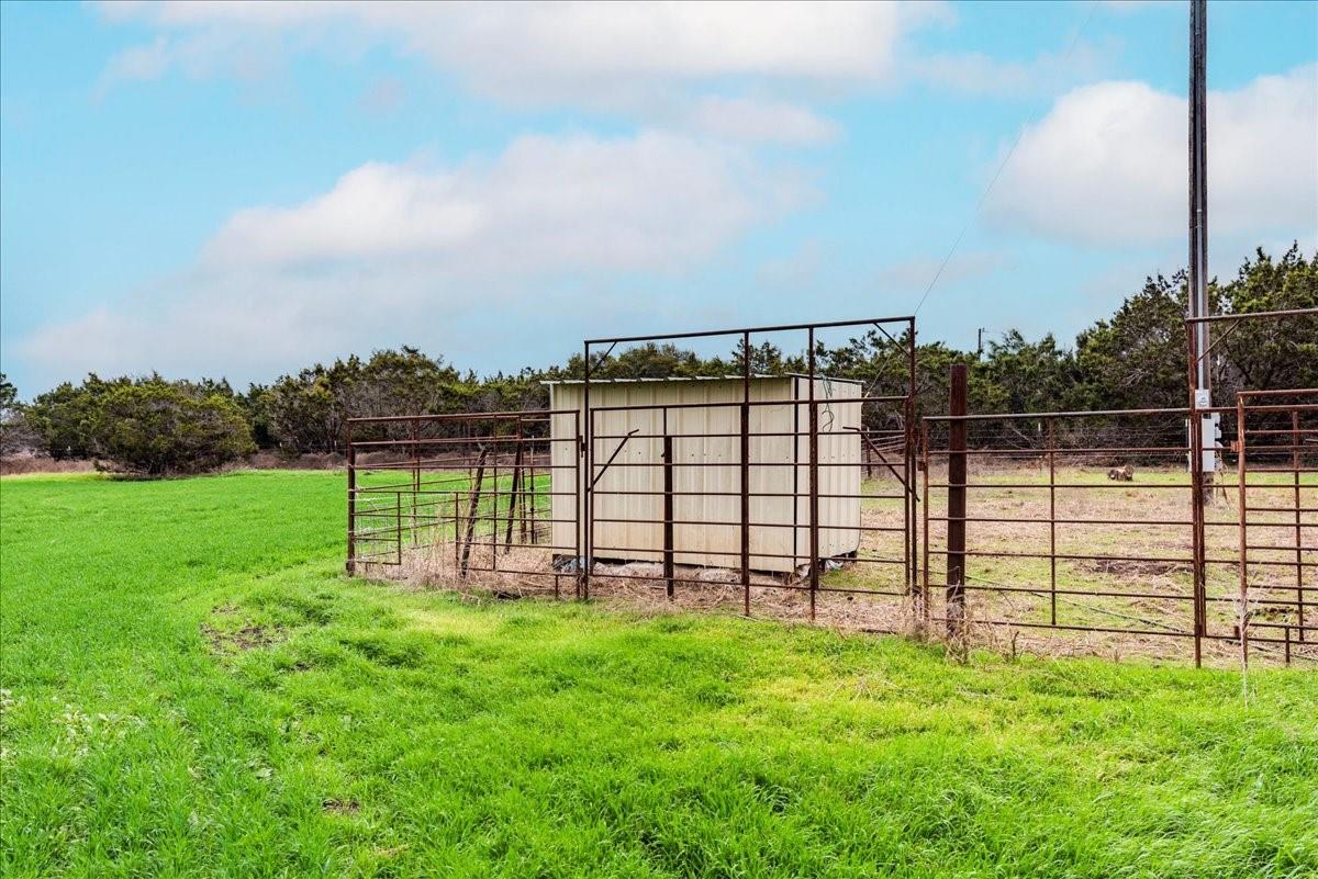 420 Iva Bell Ln, Liberty Hill, TX 78642