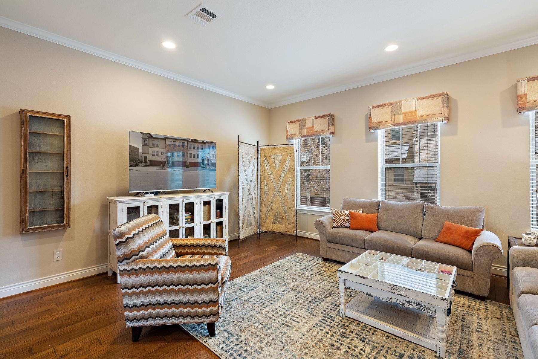 1005 Highknoll Ln, Georgetown, TX 78628