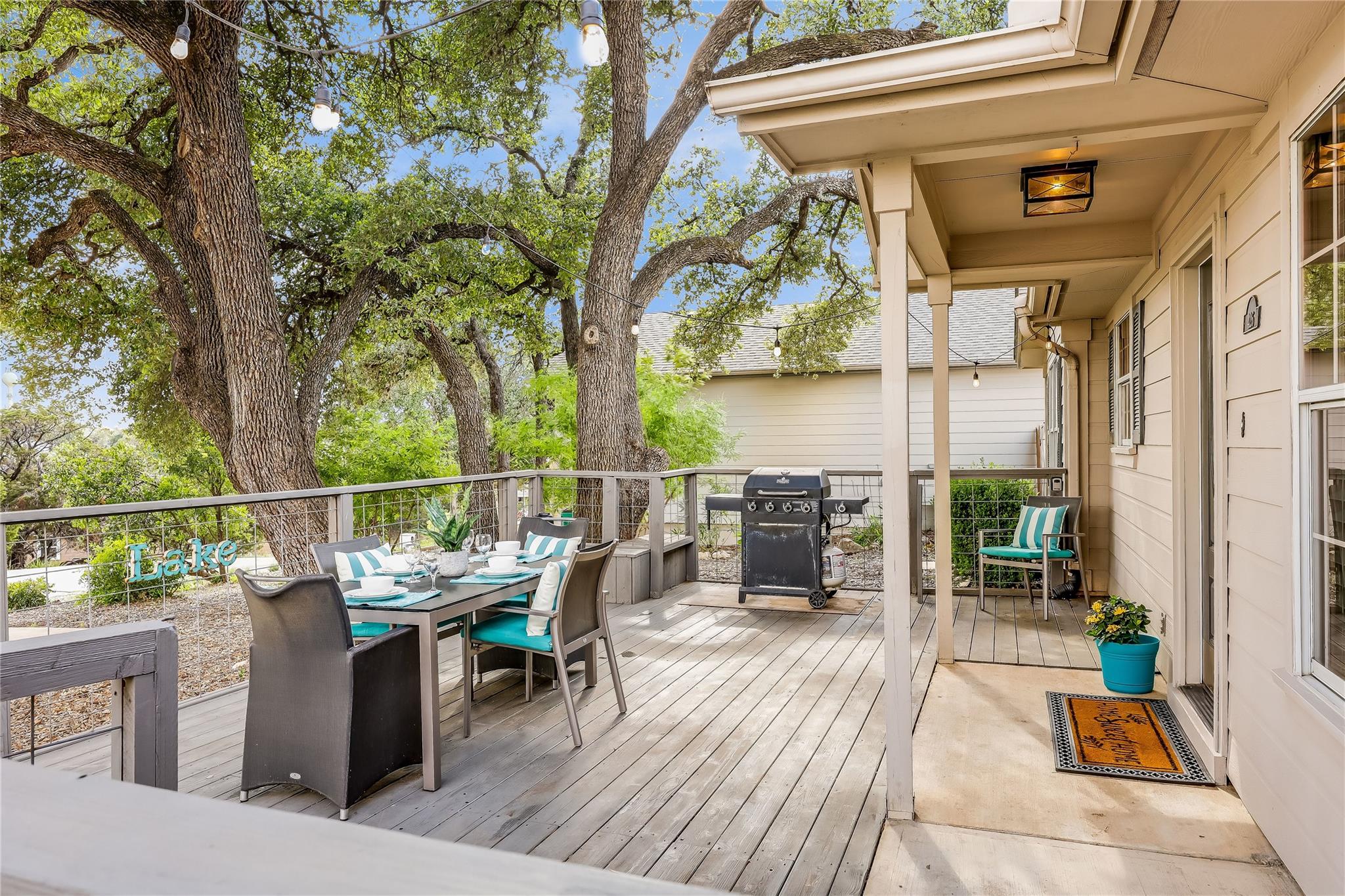 426 Summit Ridge Dr N, Point Venture, TX 78645