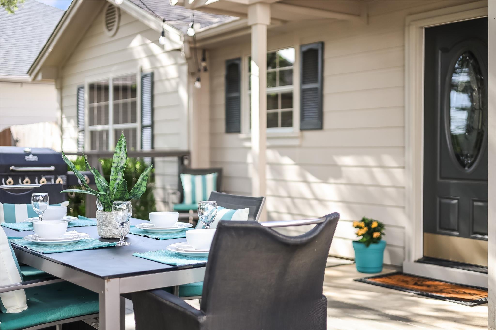 426 Summit Ridge Dr N, Point Venture, TX 78645