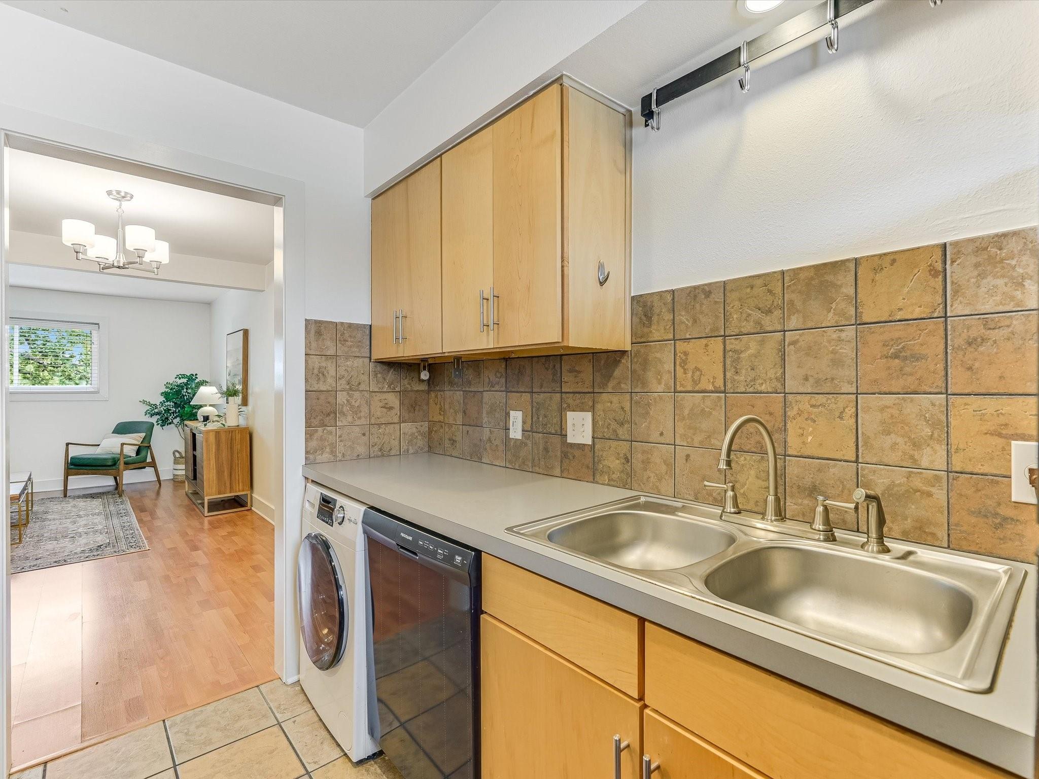 3815 Guadalupe St # 304, Austin, TX 78751