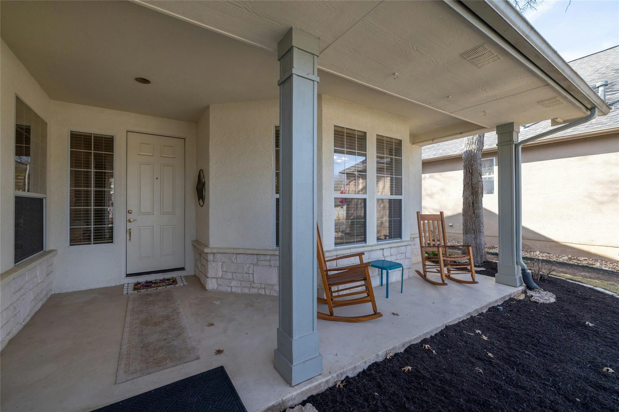 216 Whispering Wind Dr, Georgetown, TX 78633