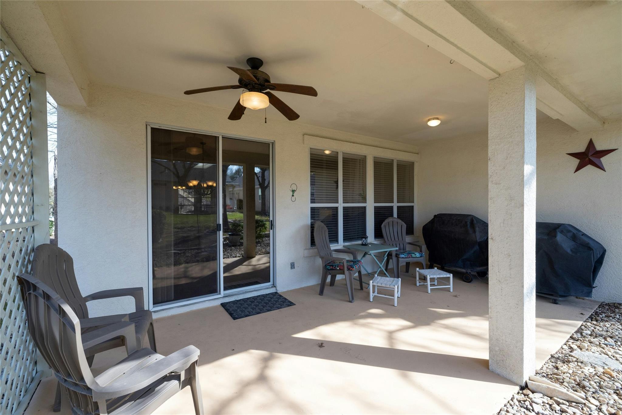 216 Whispering Wind Dr, Georgetown, TX 78633