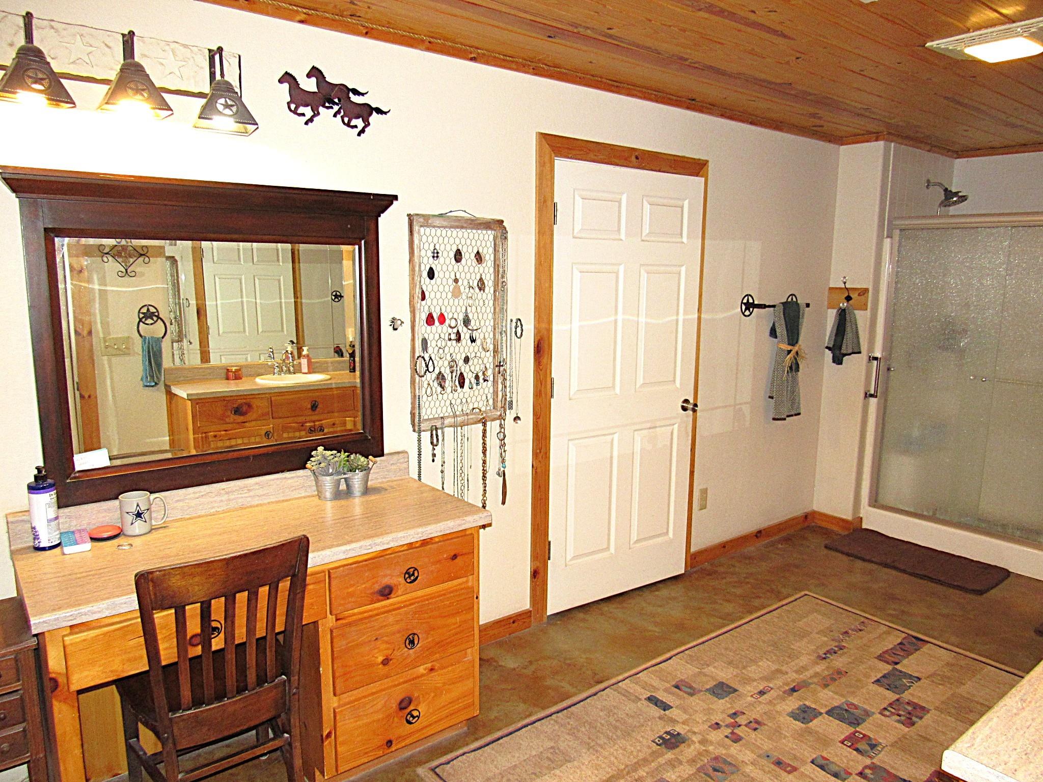 1361 Ropers Alley Rd, Belton, TX 76513