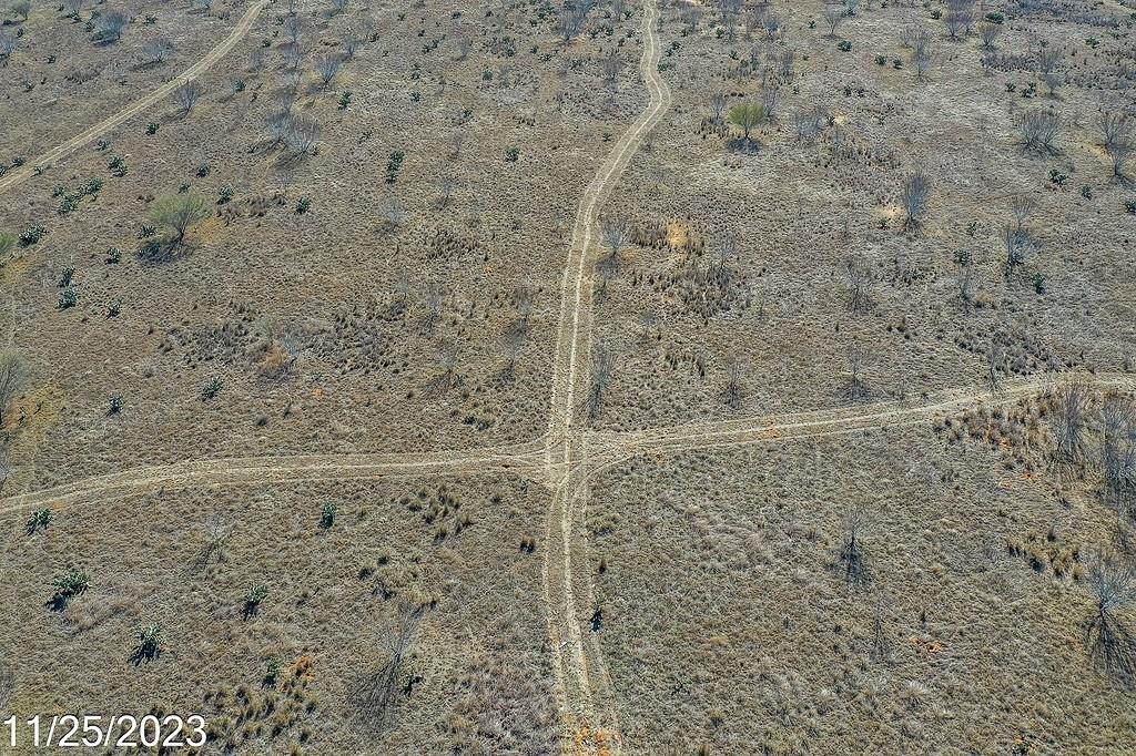 TR 2 000 US HWY 85, Dilley, TX 78017