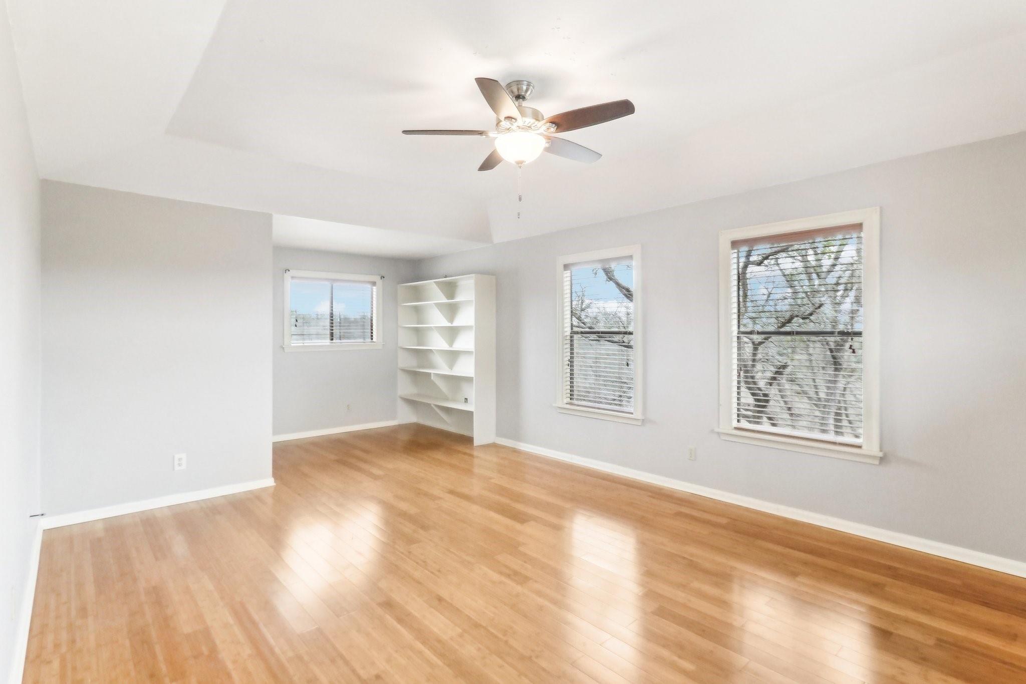110 McDowell Rd # B, Del Valle, TX 78617