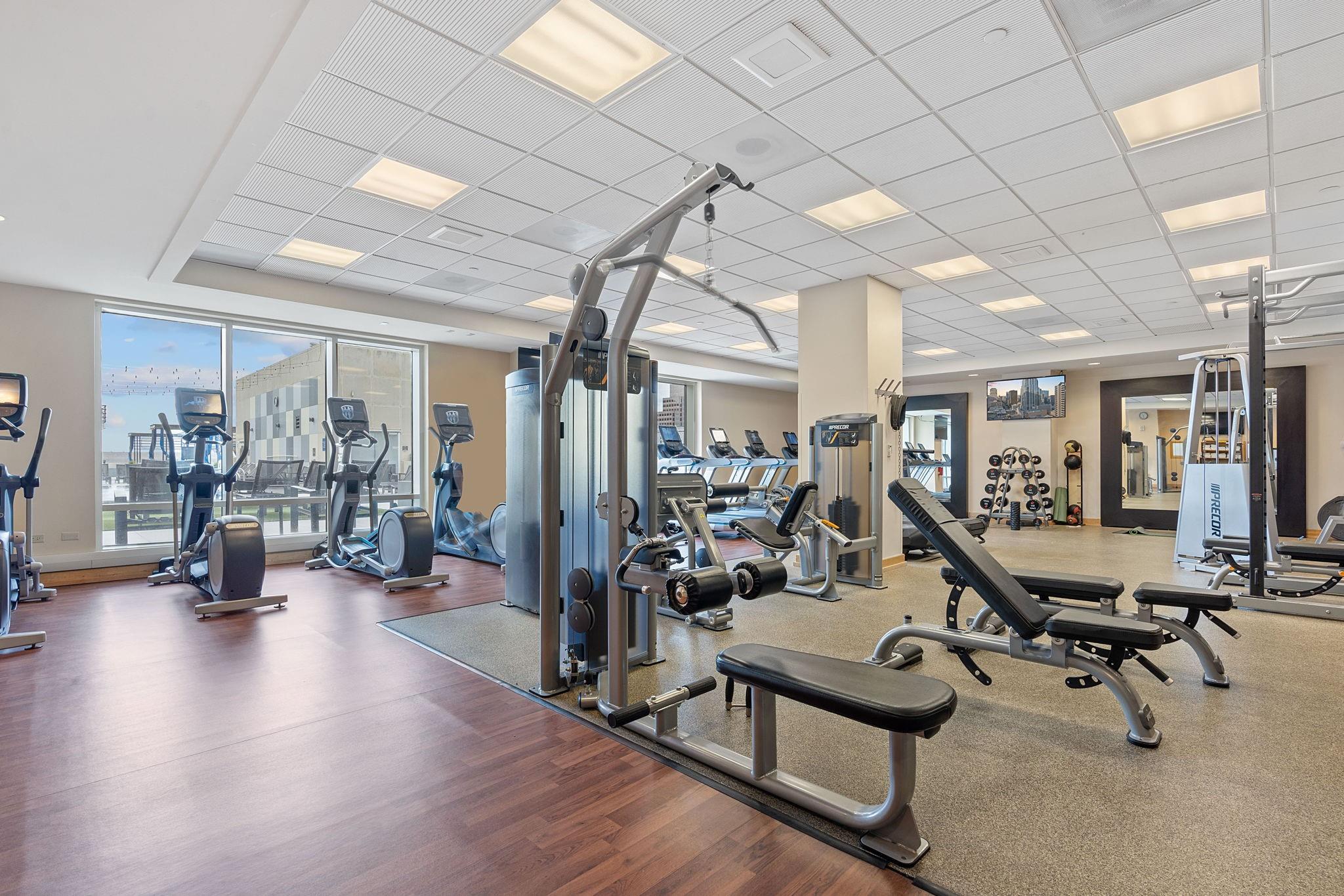 555 E 5th St # 817, Austin, TX 78701