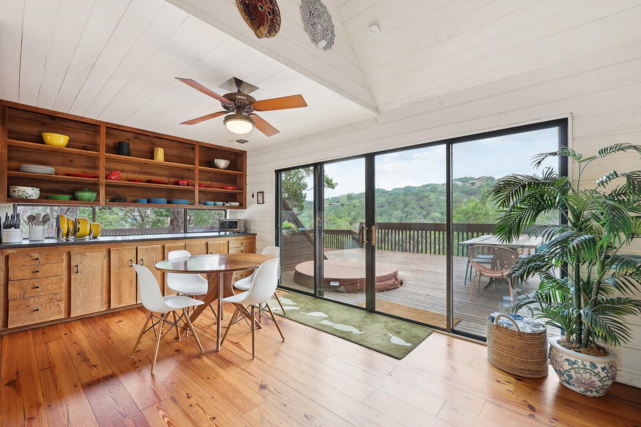 1002 Jousting Pl, Austin, TX 78746