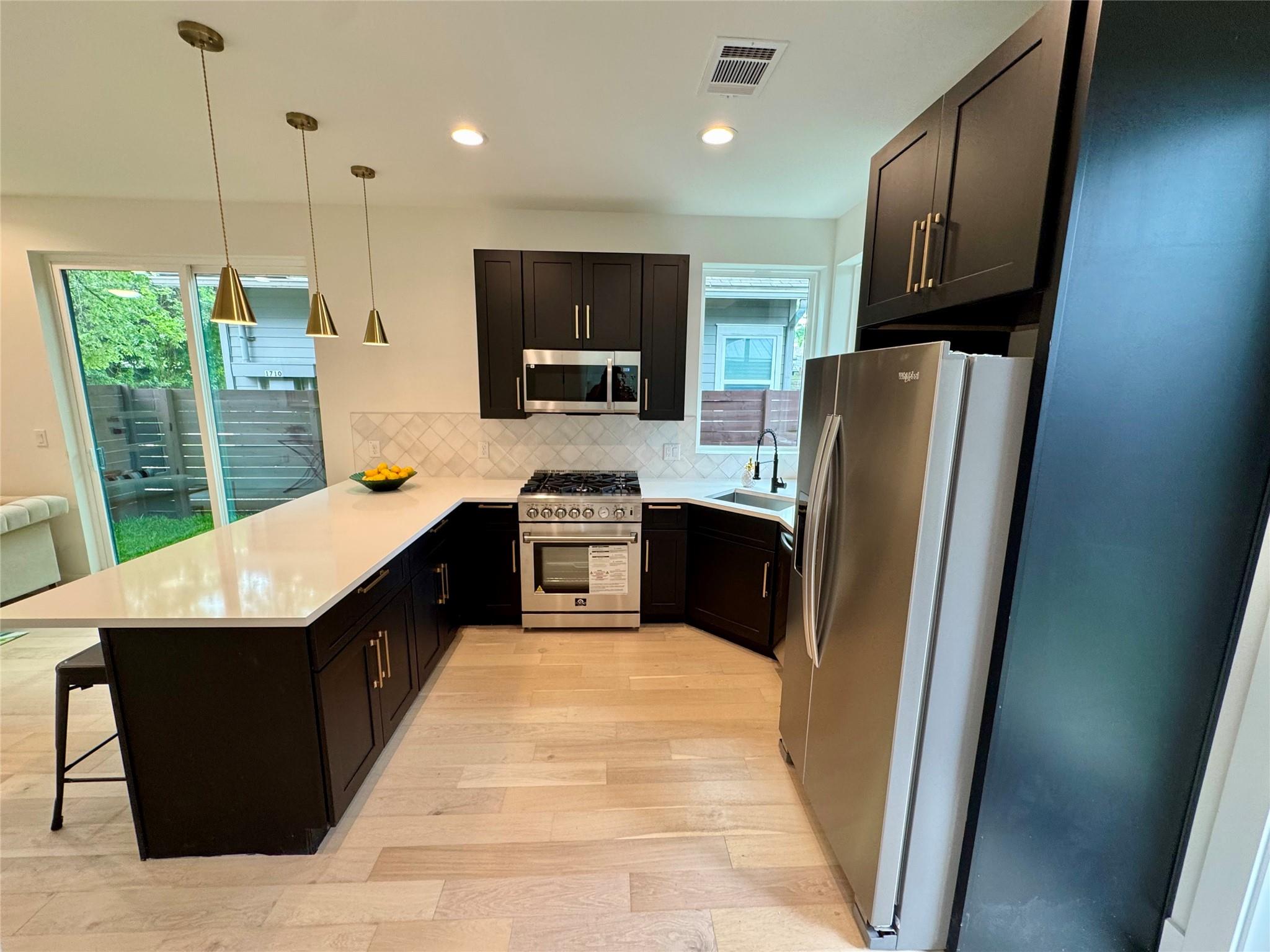 1708 Canterbury St # 2, Austin, TX 78702