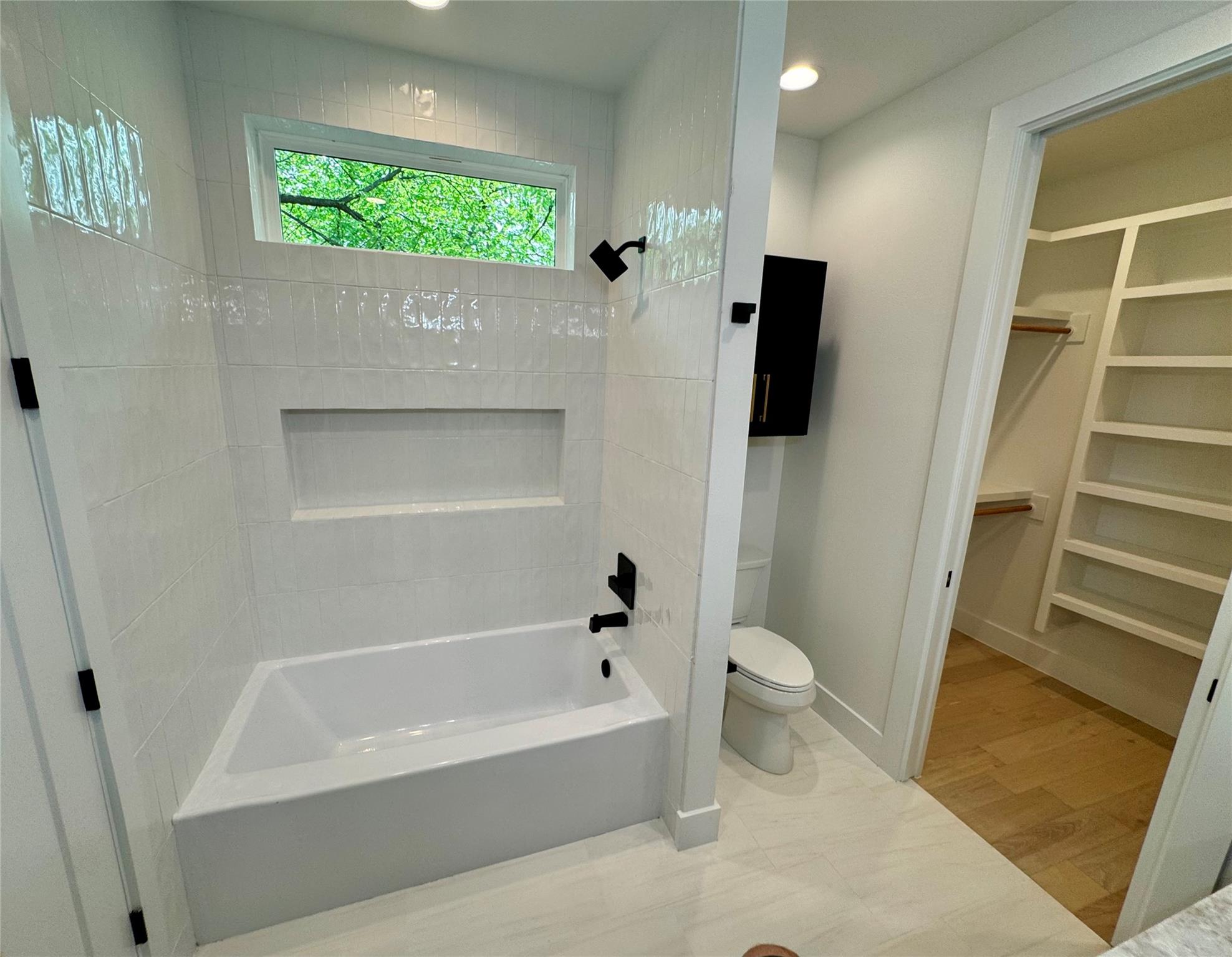 1708 Canterbury St # 2, Austin, TX 78702