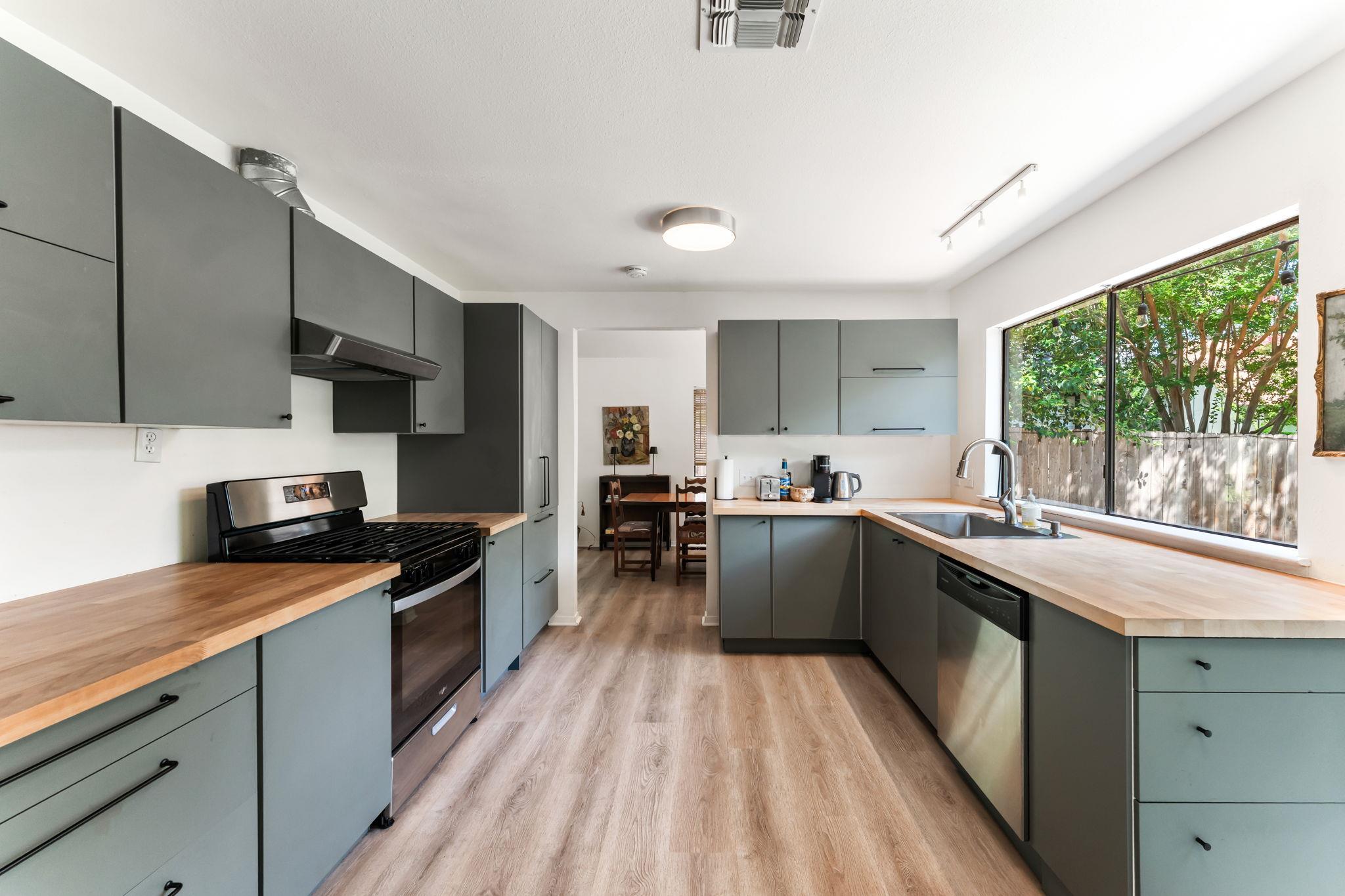 4903 Big Trail Cir, Austin, TX 78759