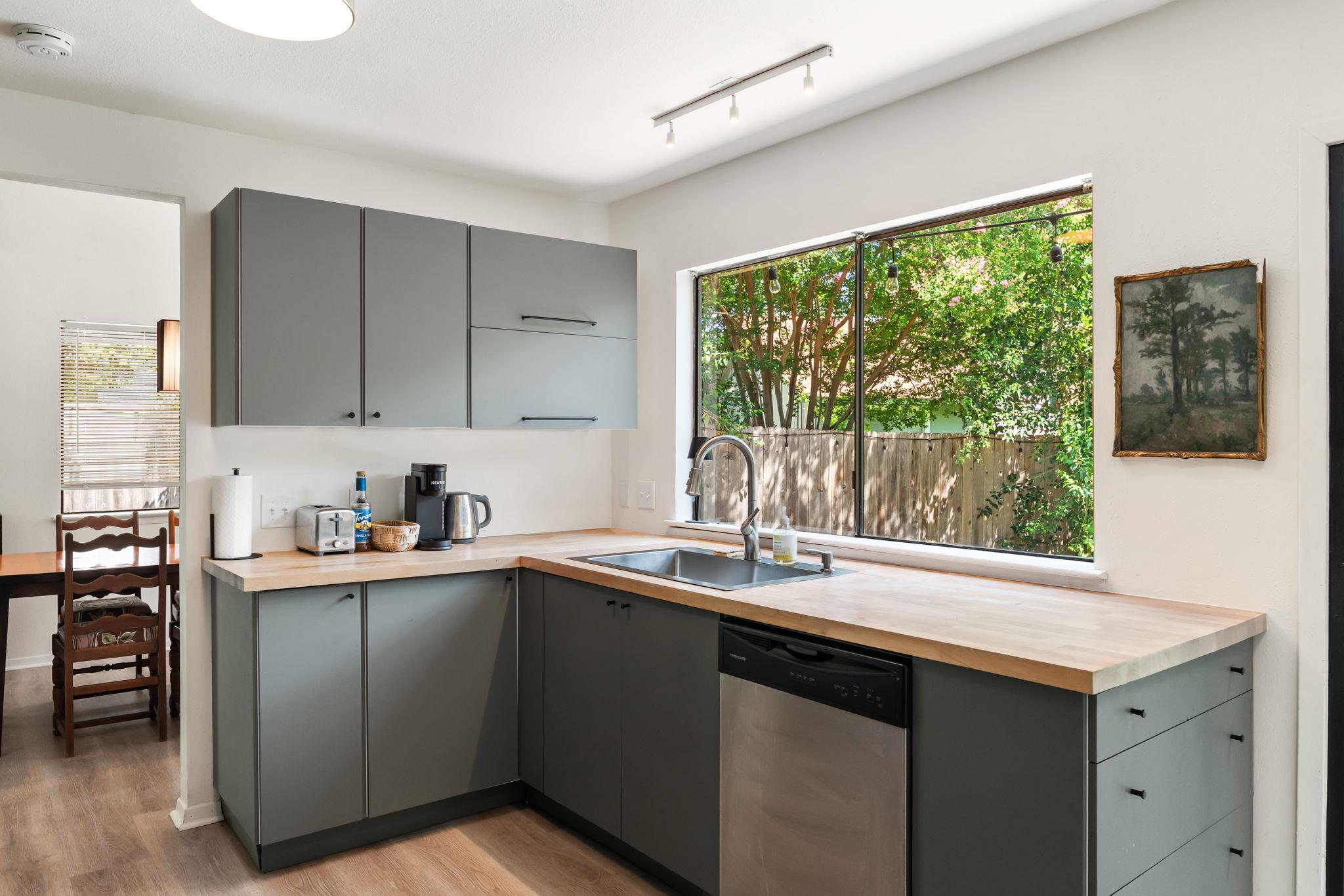 4903 Big Trail Cir, Austin, TX 78759