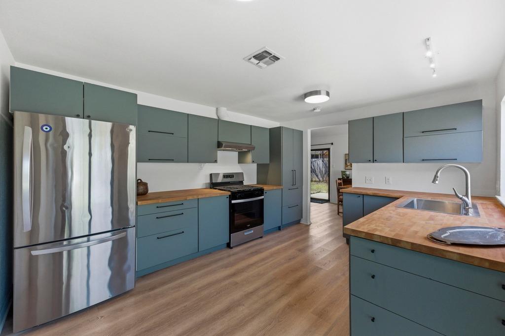 4903 Big Trail Cir, Austin, TX 78759