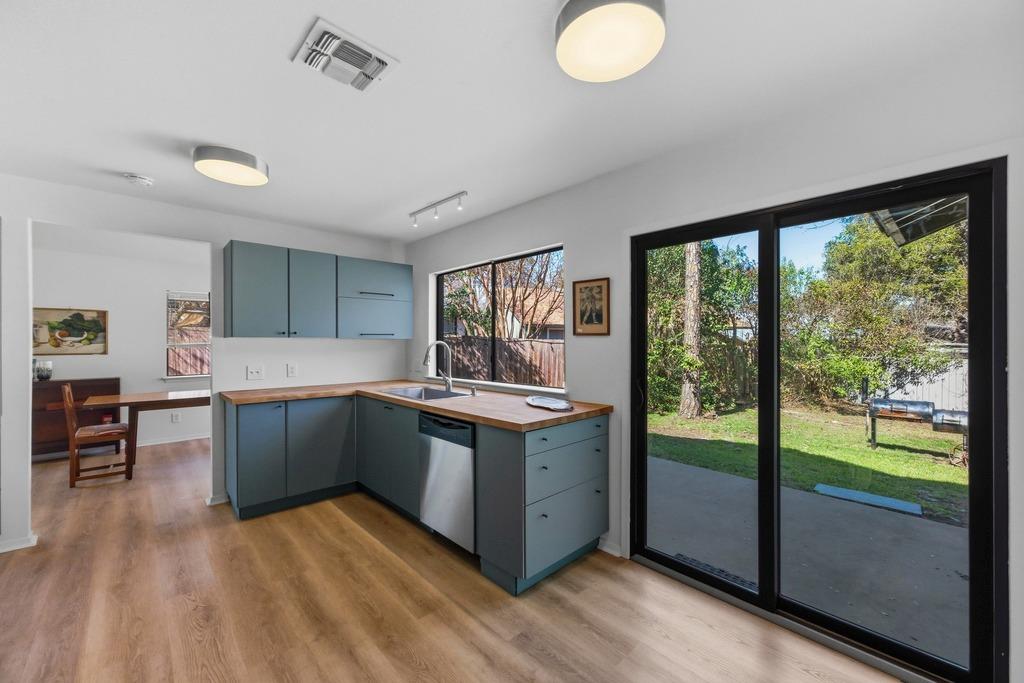 4903 Big Trail Cir, Austin, TX 78759