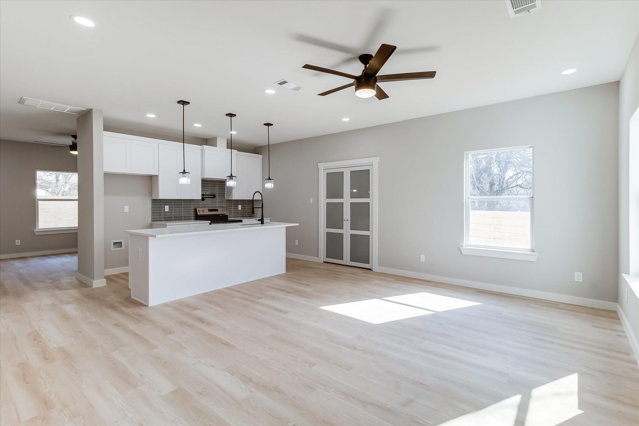 27 Fallbrook Cir, Wimberley, TX 78676