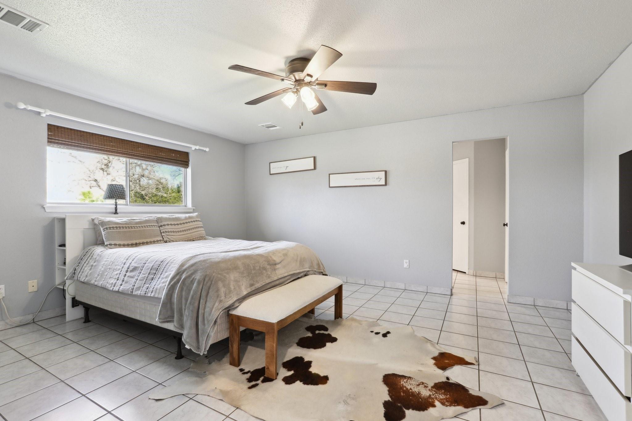 596 Nink Rd, Smithville, TX 78957