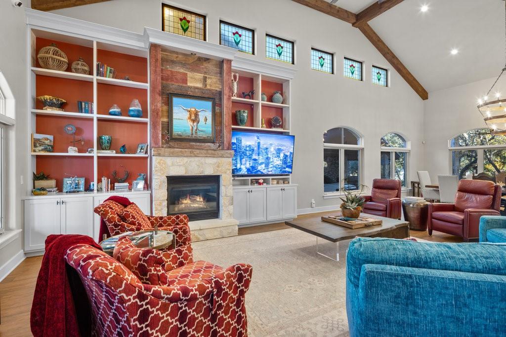 1450 Los Escondidos St, Marble Falls, TX 78654