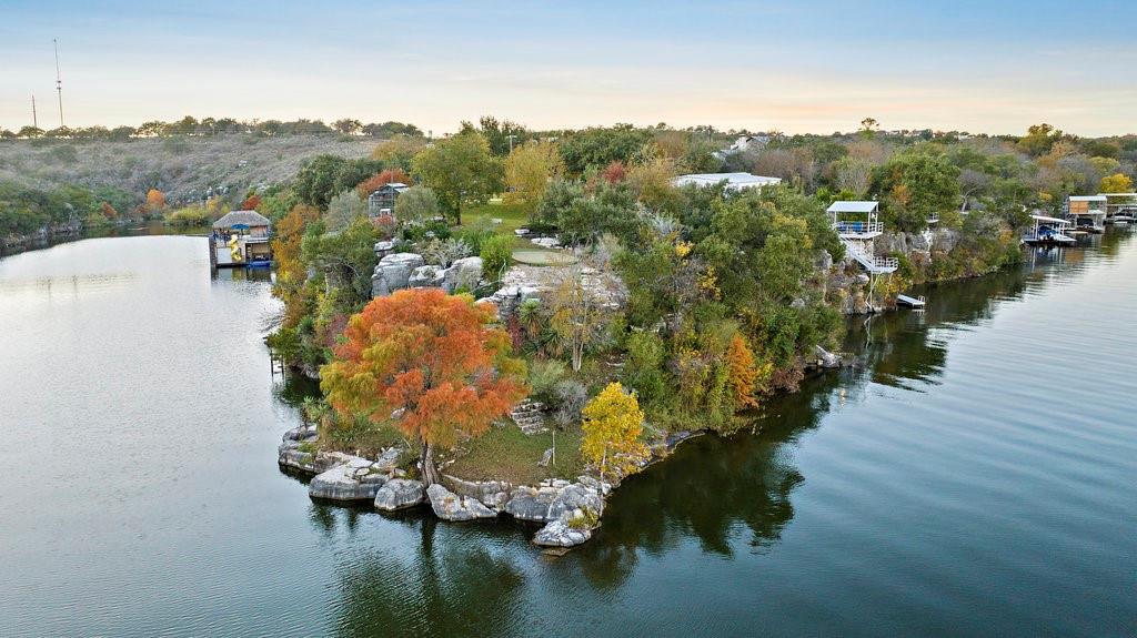 1450 Los Escondidos St, Marble Falls, TX 78654